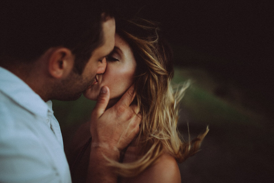 Intimate Couples Session Hawaii - Destination Photographer (39 of 51).jpg
