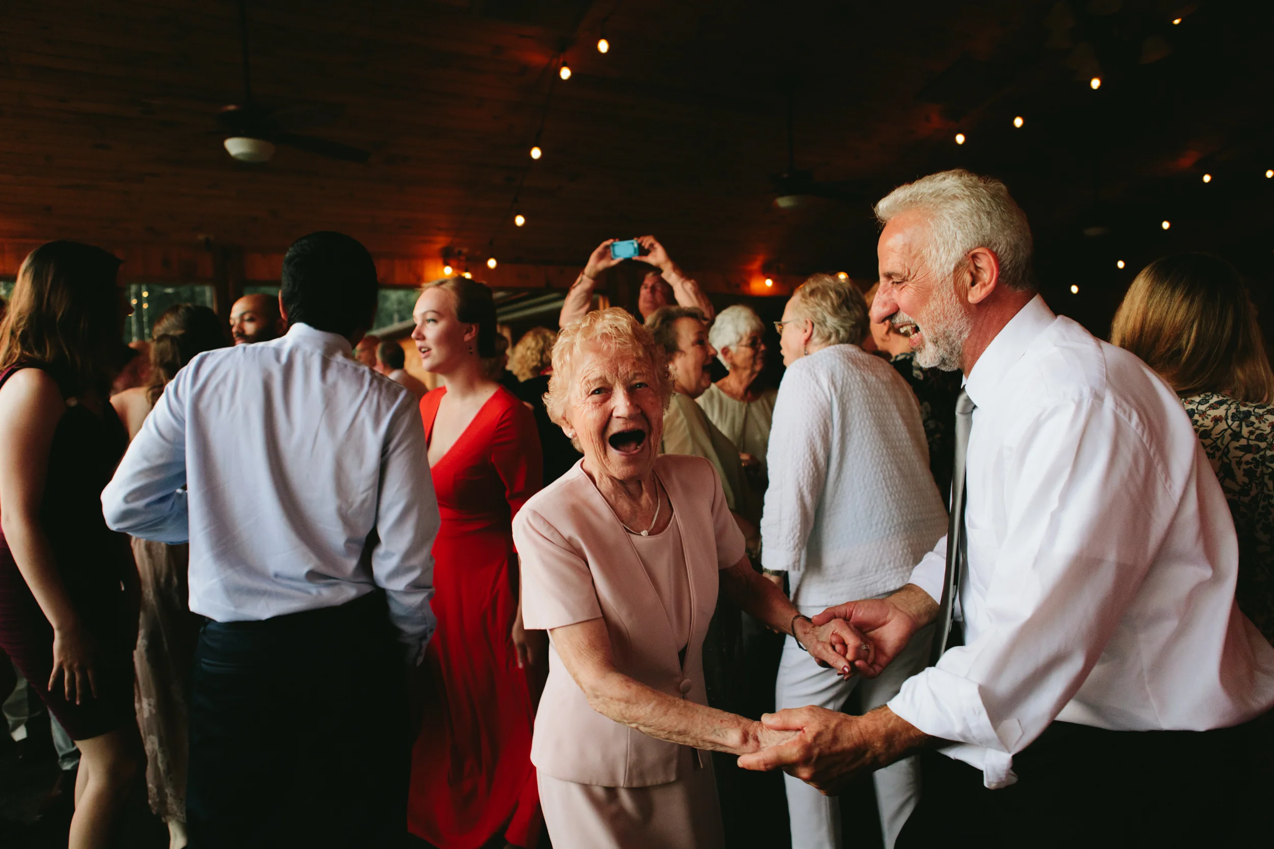 shenandoah-woods-wedding-2-3.jpg