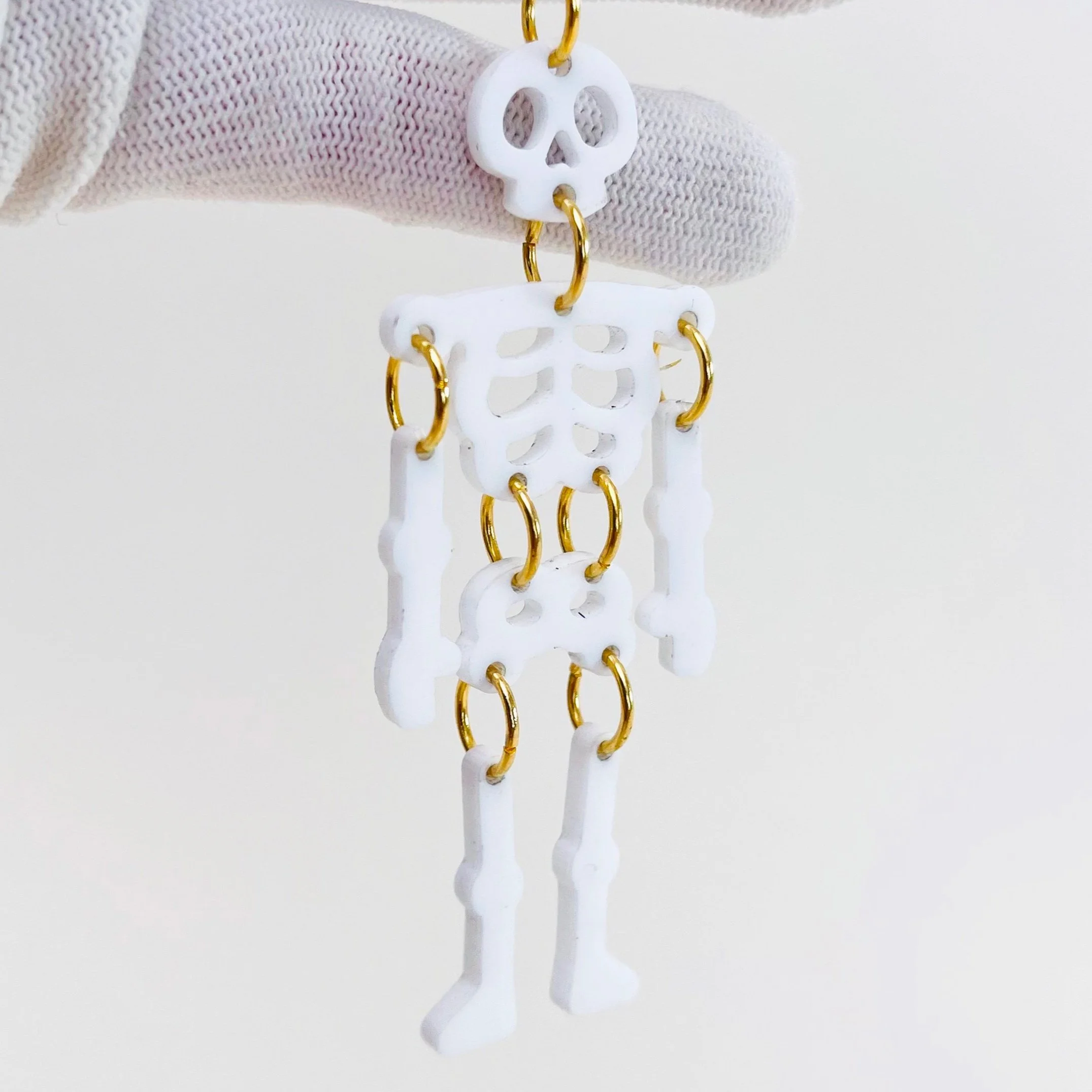 Ookie Spooky Skeleton (Interactive)