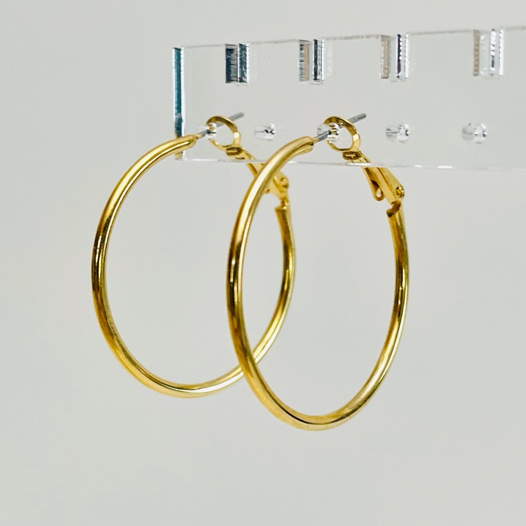 The golden statement hoops