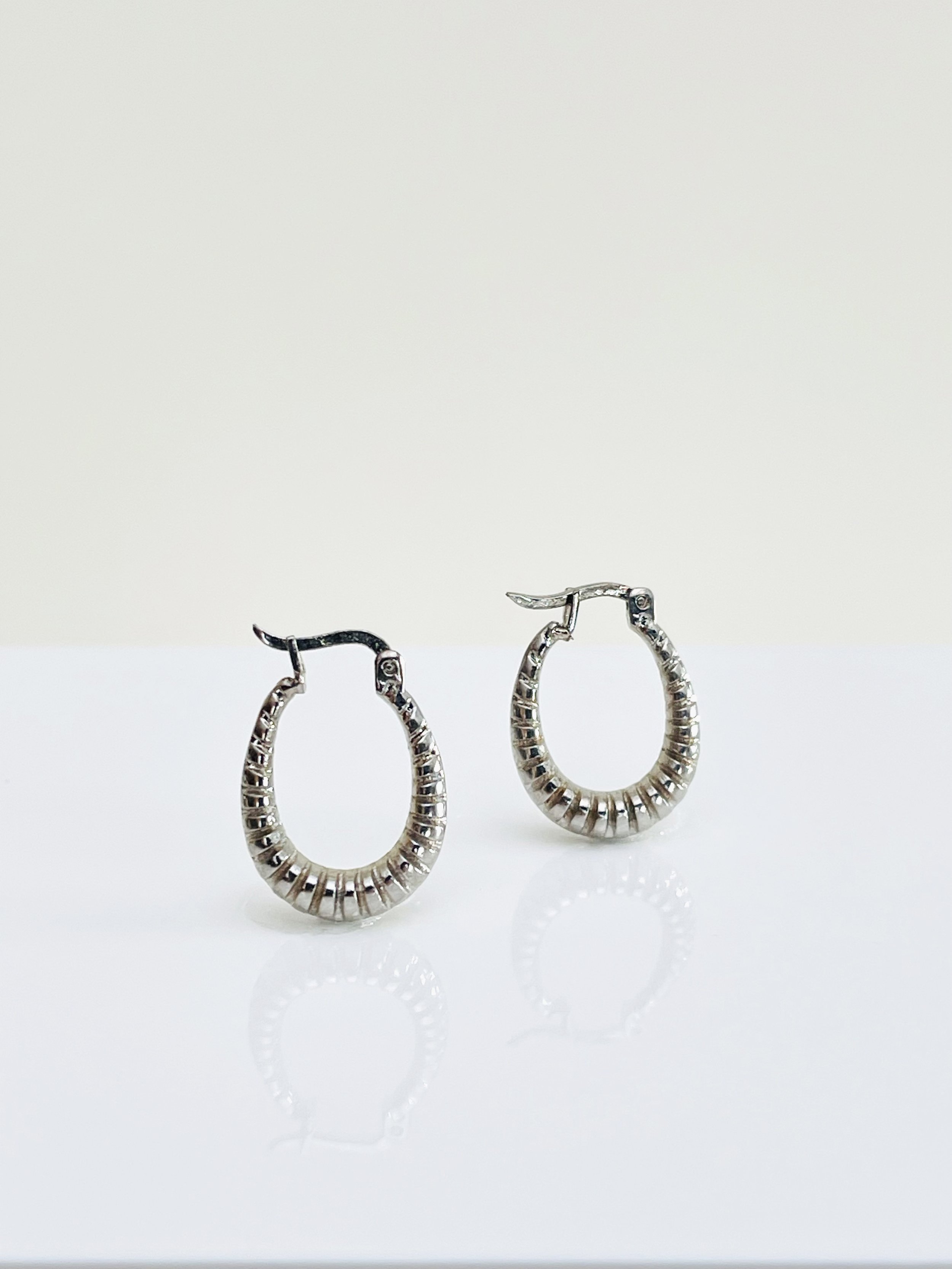 8208F50C-F76B-4E08-A812-E89D757D64E6_1_201_a copy.jpg