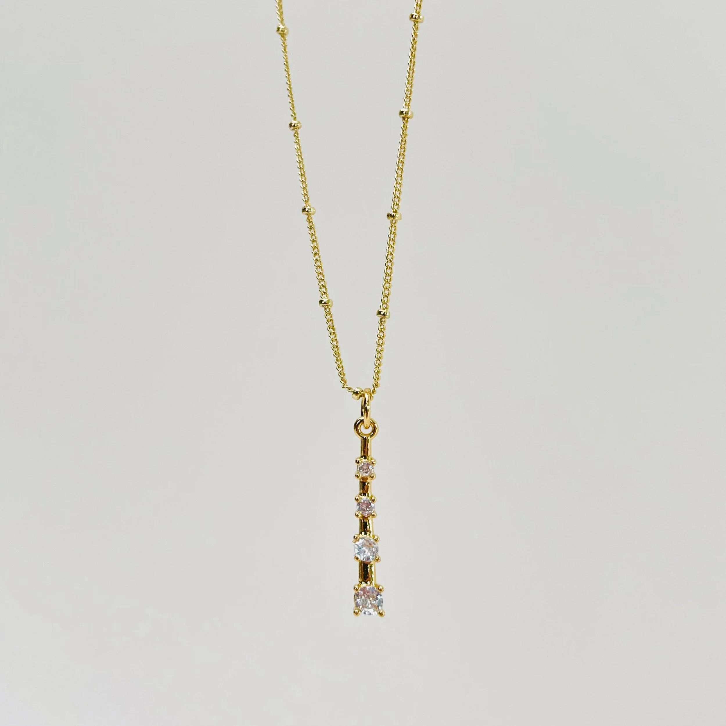 Graduated Crystal Drop Pendant Necklace