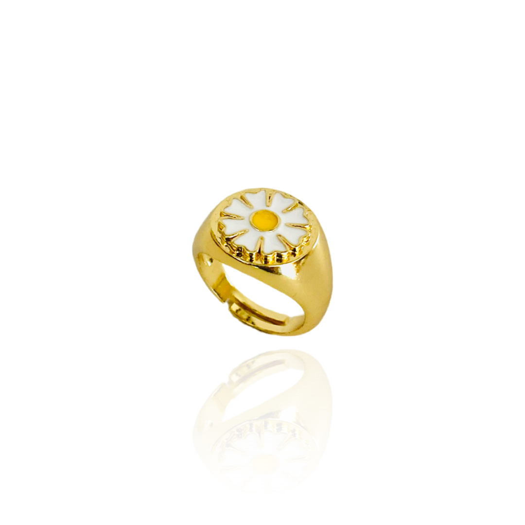 The Golden Daisy Enamel ring