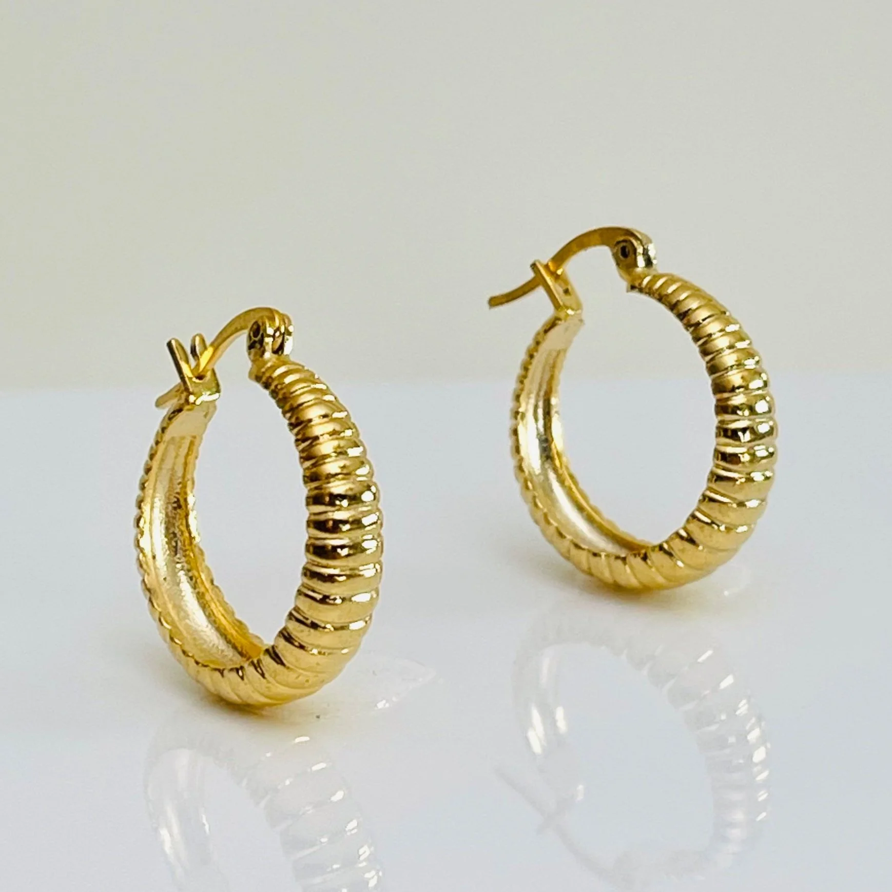 The Ribbed Golden Channel Hoops