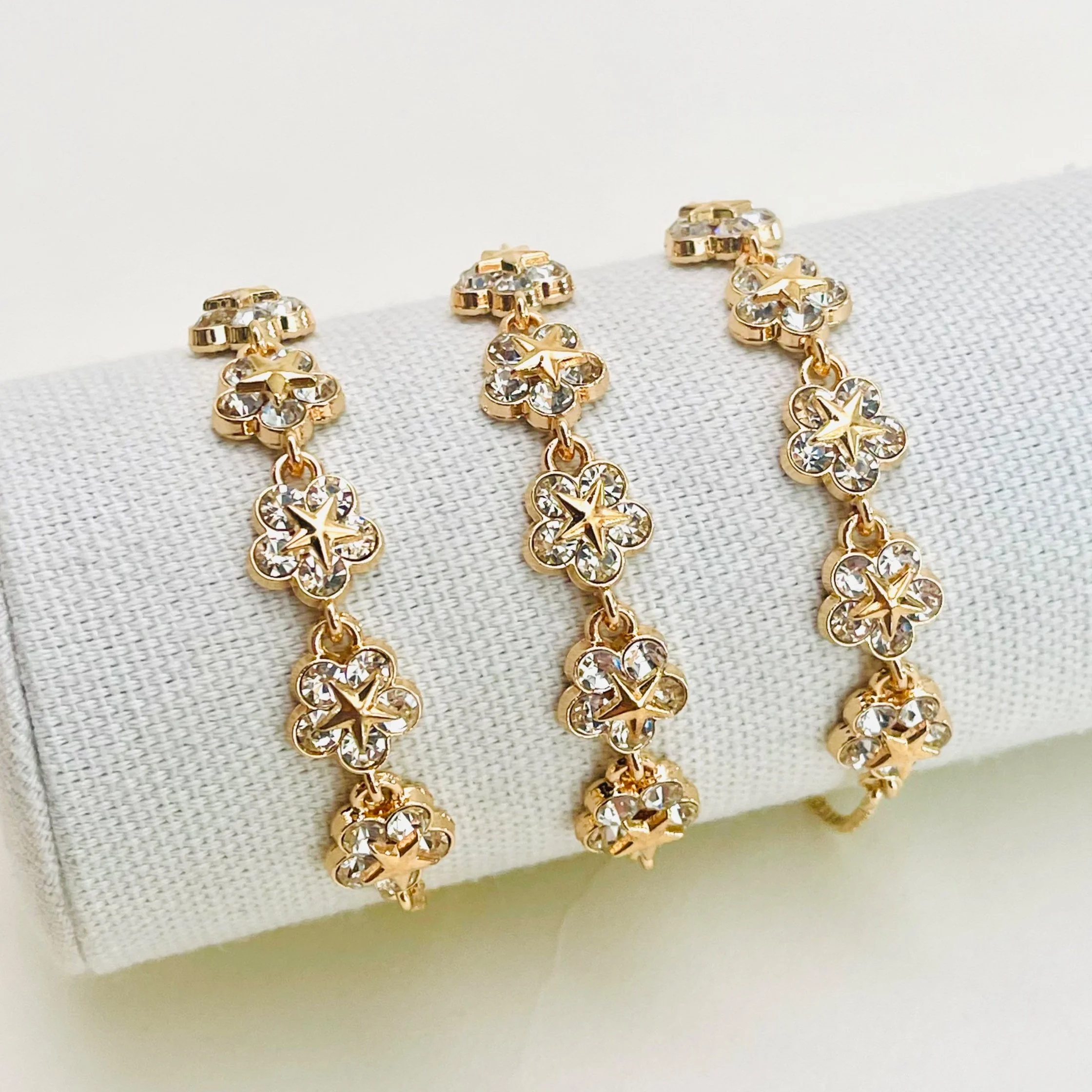 Crystal Flowers Golden Adjustable Bracelet