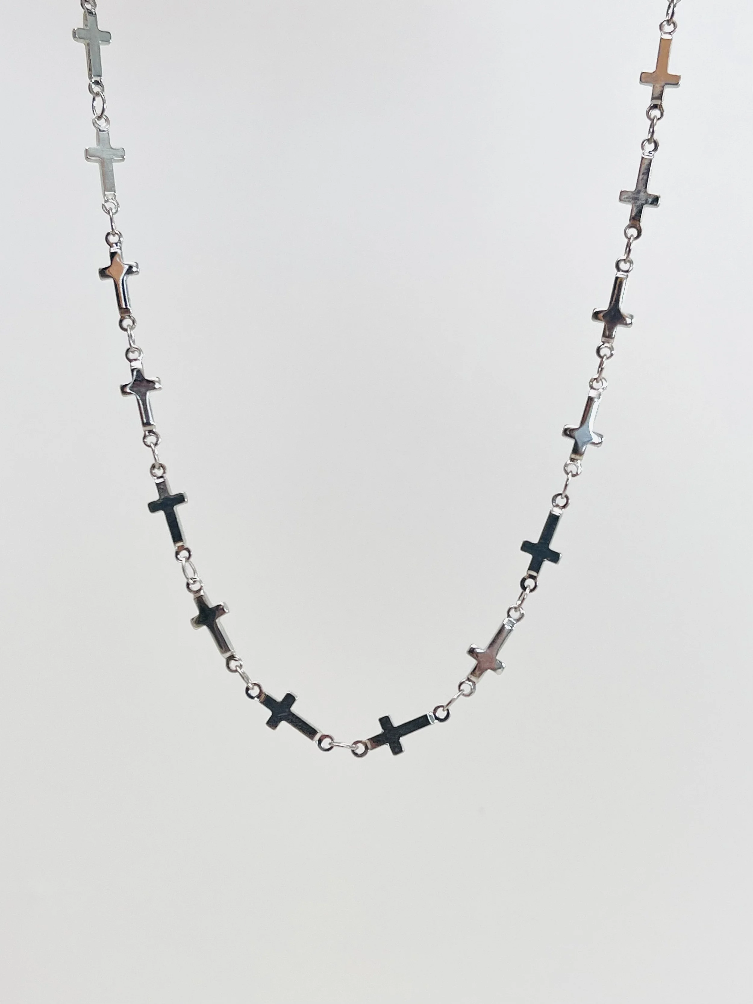 The Silver Cross Chain Necklace