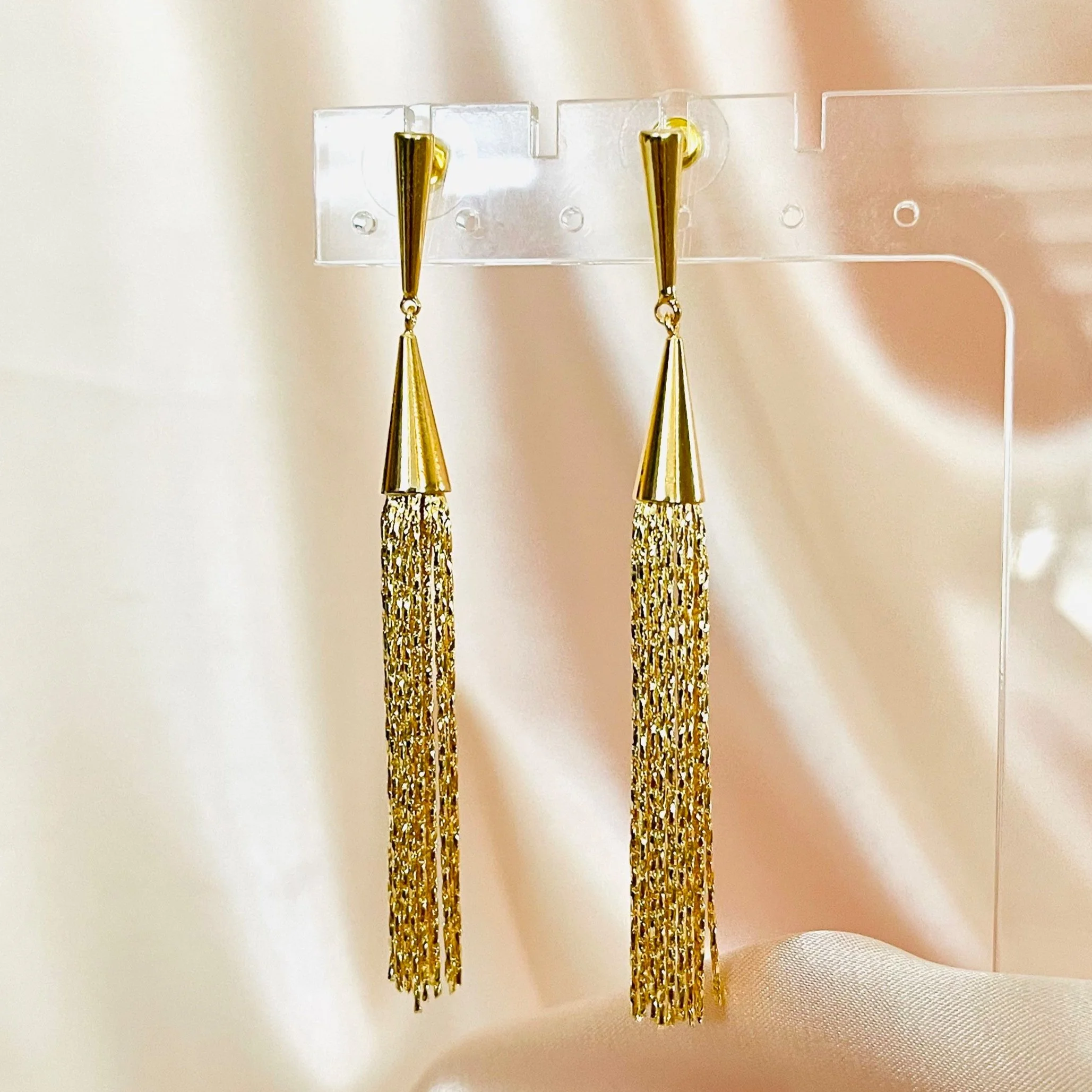 The Golden Chain Tassel Drops