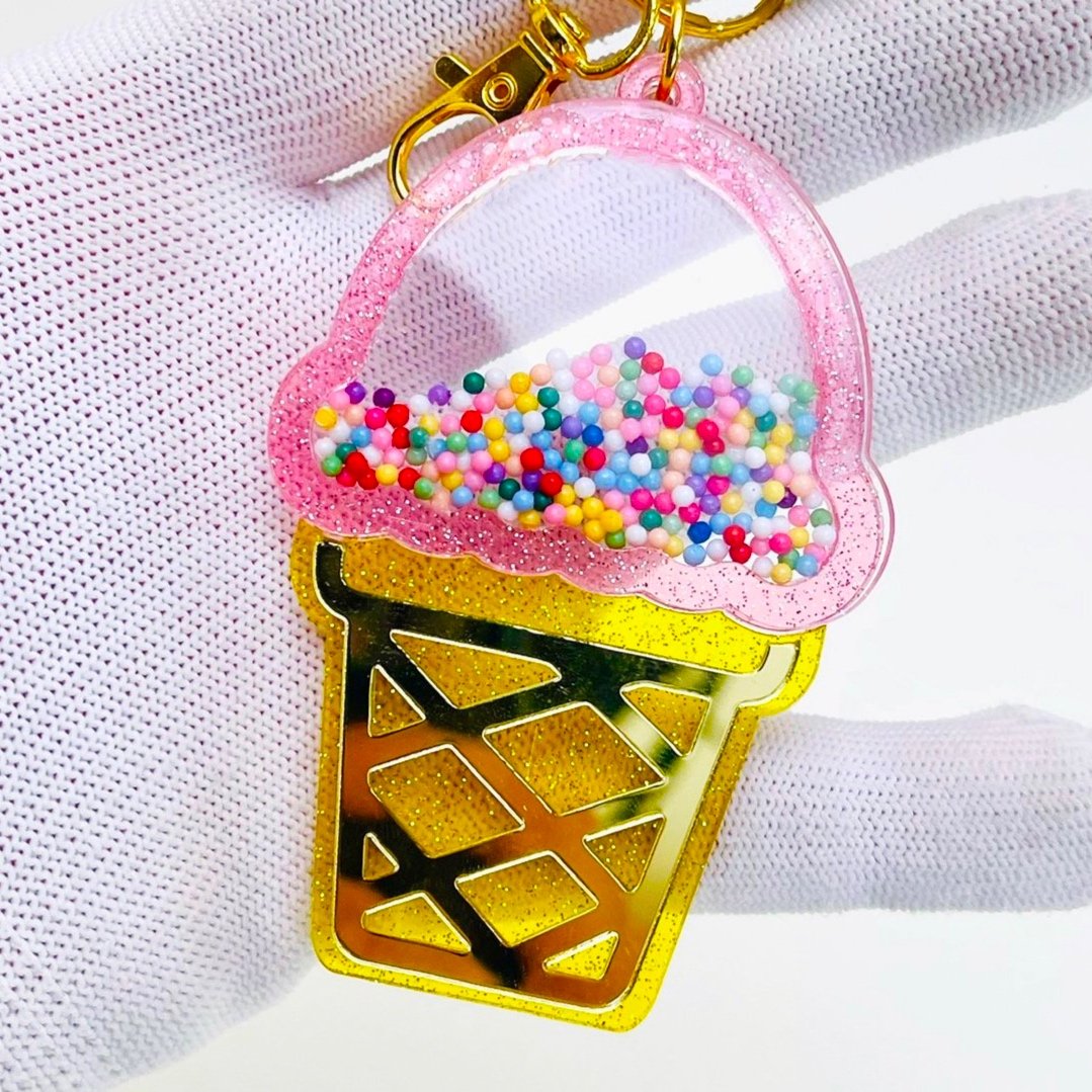 Ice Cream Cone (Interactive Shaker)