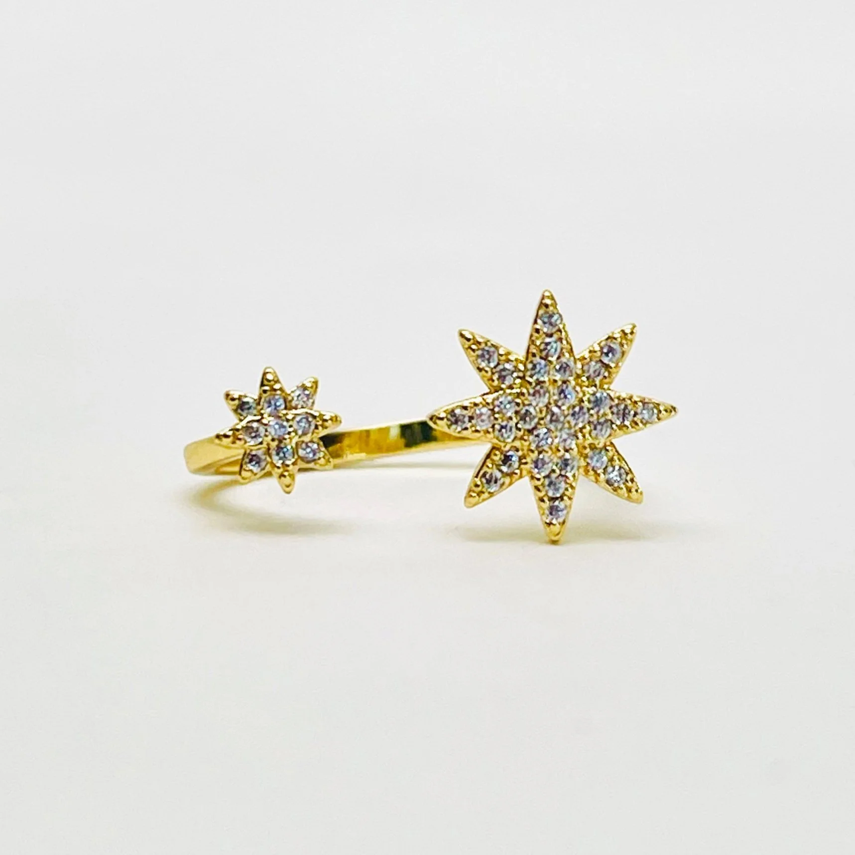 The Crystal Star Duo Ring