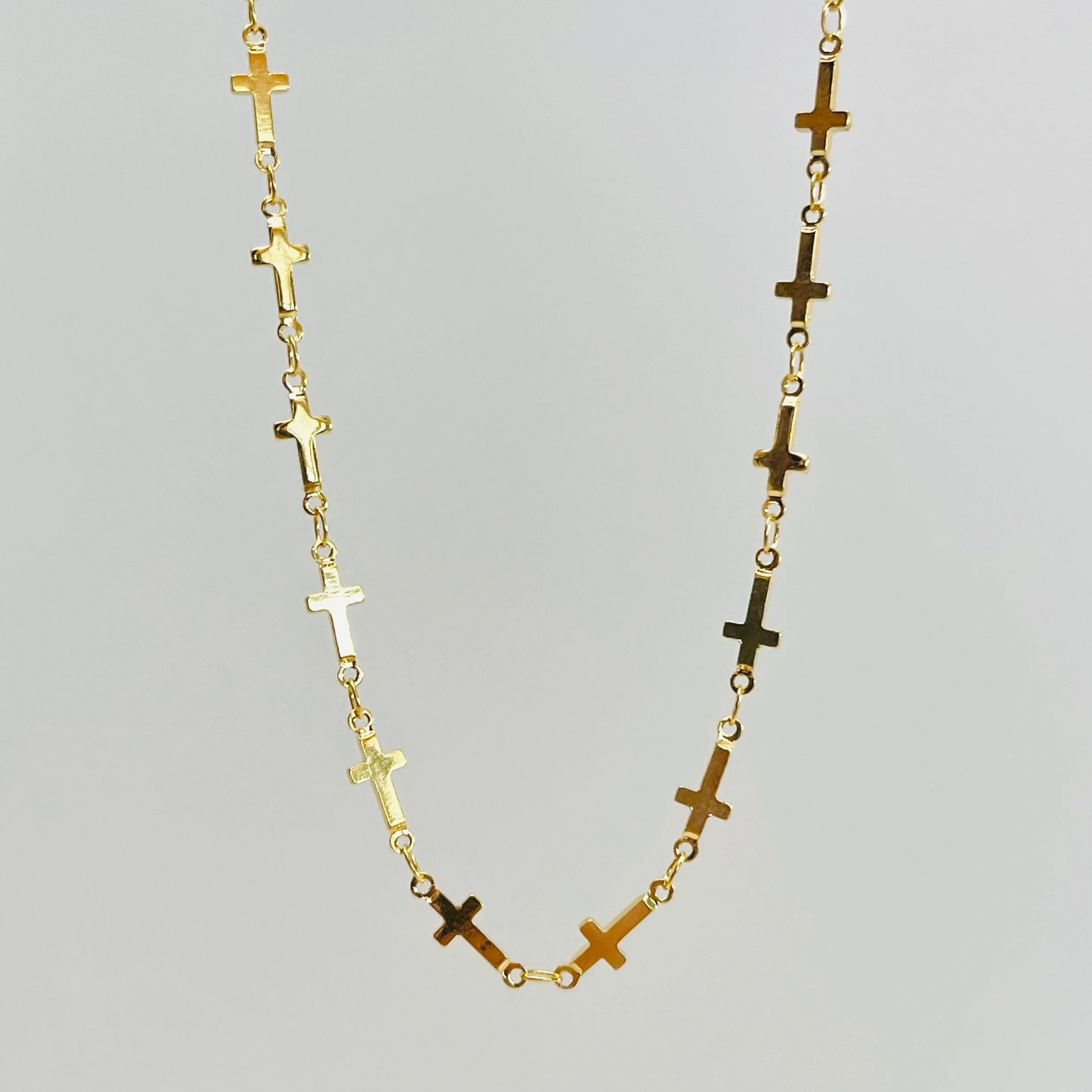 The Golden Cross Chain Necklace