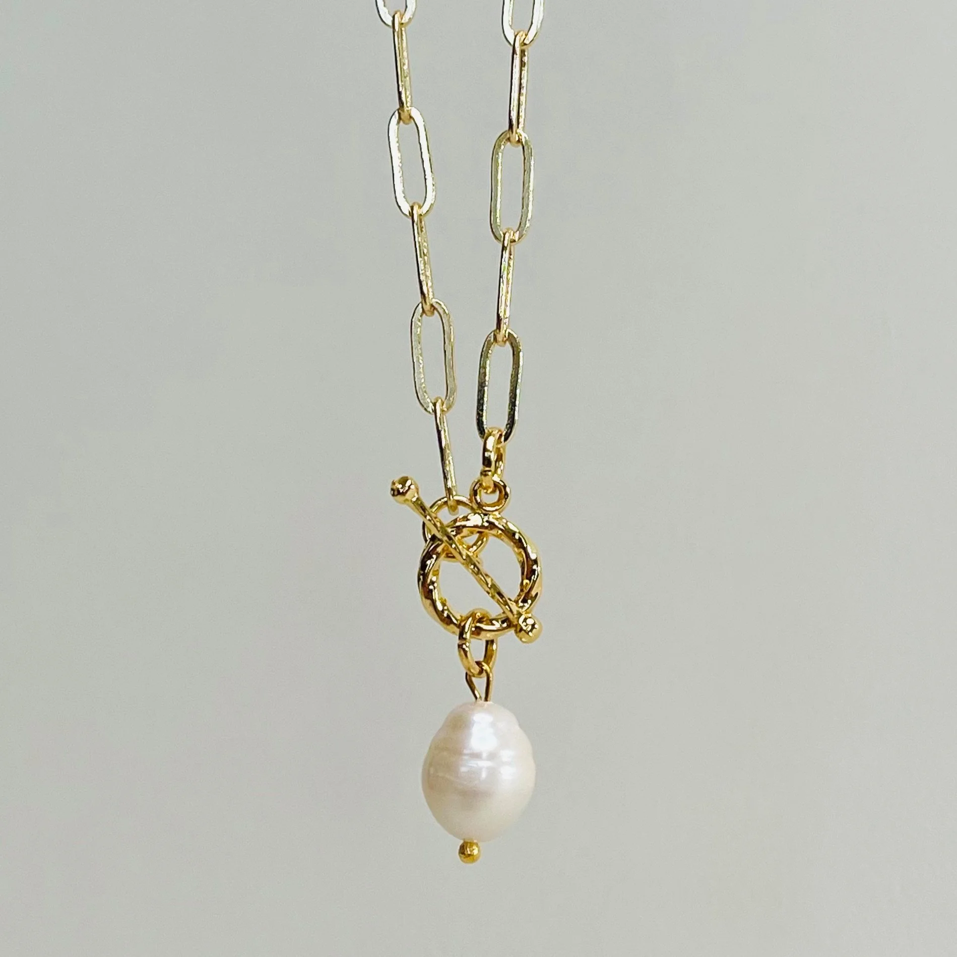 Baroque Pearl Toggle Necklace