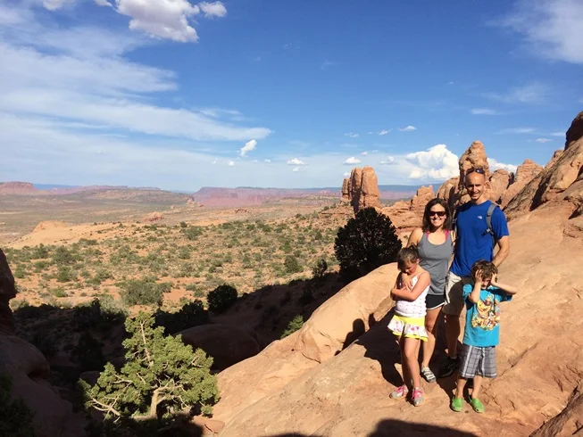 Even the promise of Gatorade couldn't get the little humans to cooperate during the family pic. Mom and Dad are lovin' the stellar views at Tower Arch.