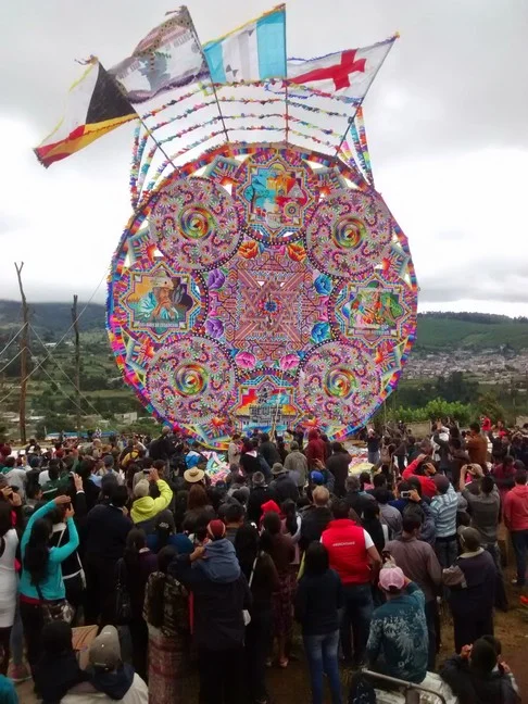 Mick's favorite kite. It's hard to believe these are made with tissue paper. The details are stunning.