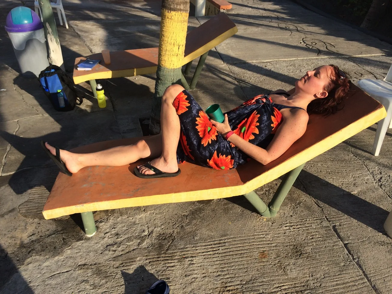 Legs for the "cement" lounge chair (PVC).