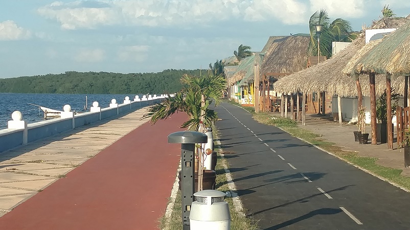 We had mixed reviews about the malecon of Campeche. As you can see, it's beautiful with lanes for biking, walking, and enjoying the views. However, much of it was accompanied with a foul smell and it was next to a busy 4-lane road. 
