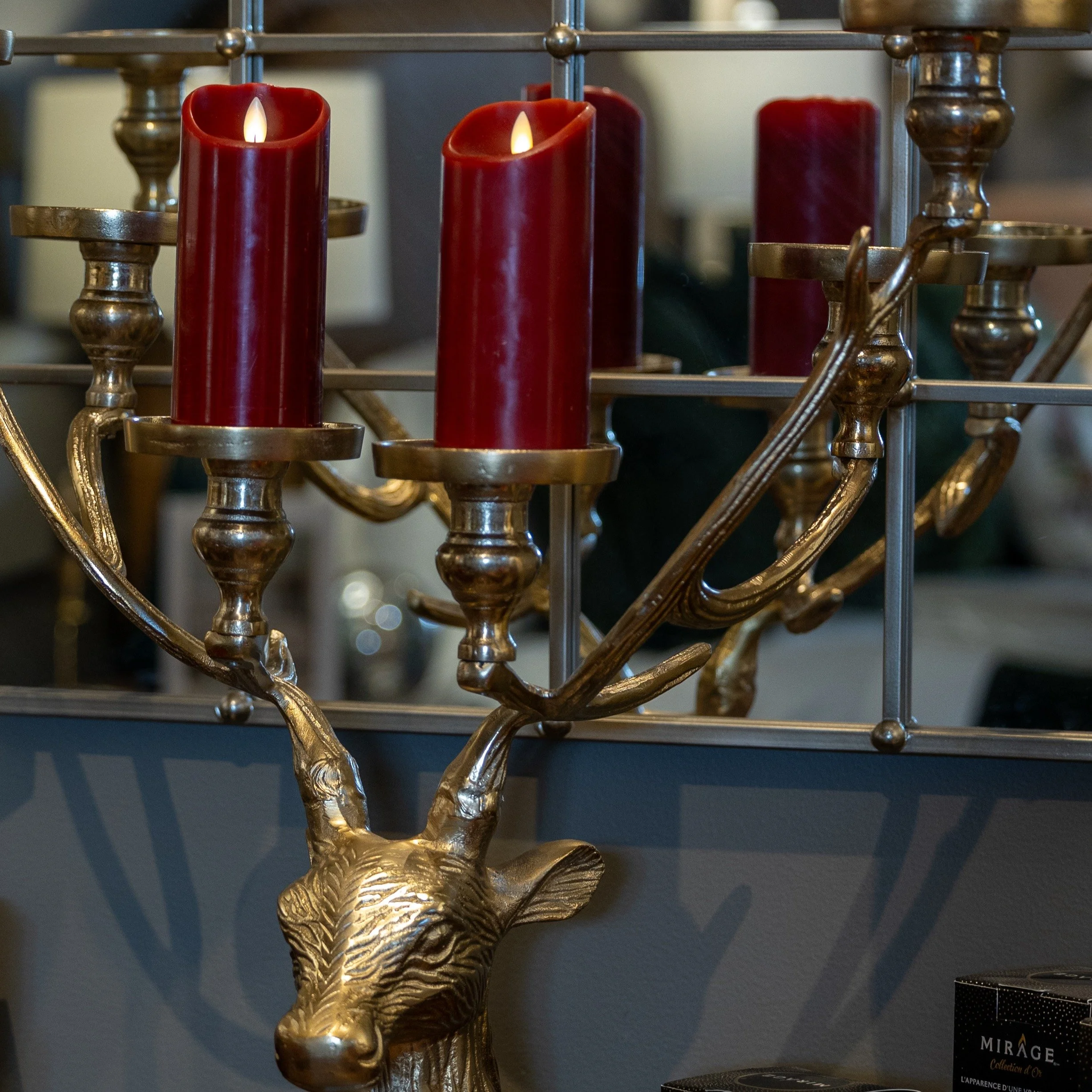 Elegant details for the holiday season. ✨

Add warmth and festive charm to your home with beautiful holiday accents from The Summer House by Reeves.

#SummerHouseByReeves #HolidayDecor #HomeInspiration #ElevatedLiving #ShopLocal