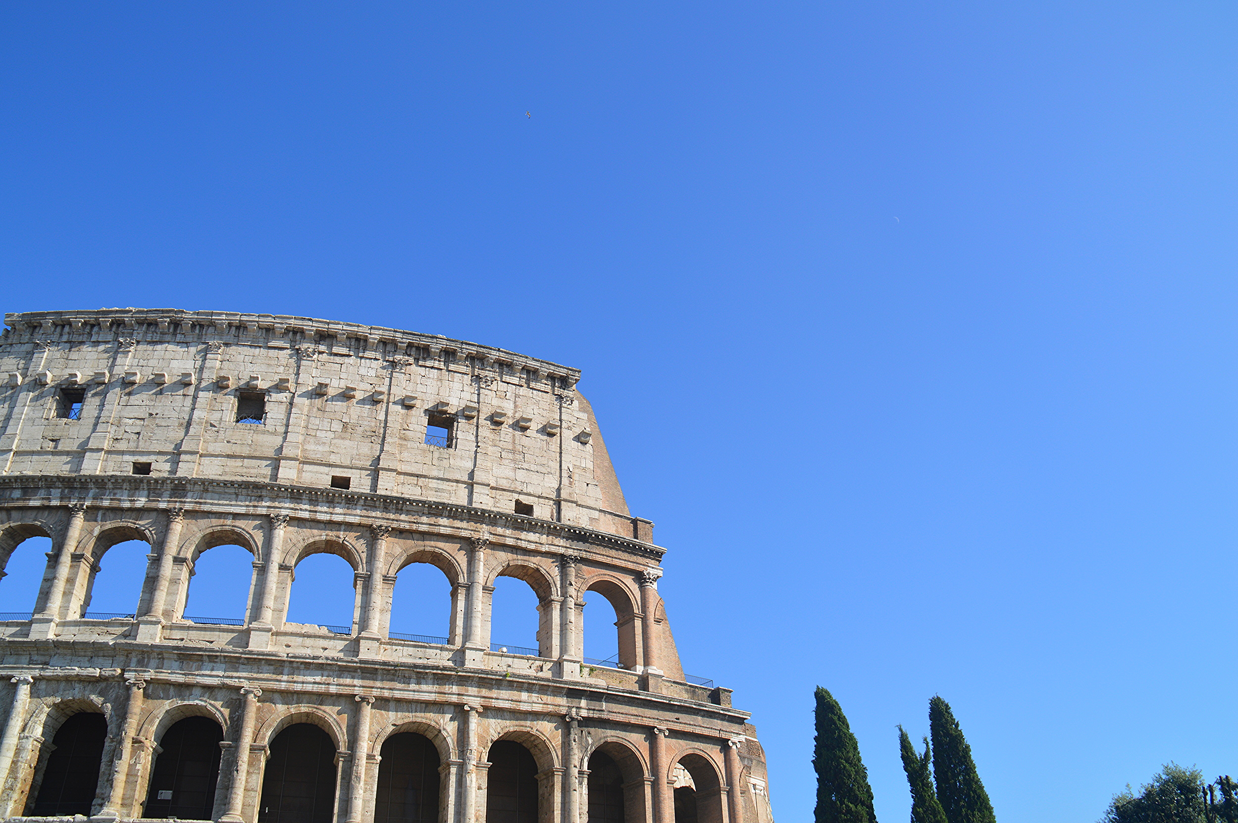 I visited the Colosseum when it had free admission...wasn't exactly empty...