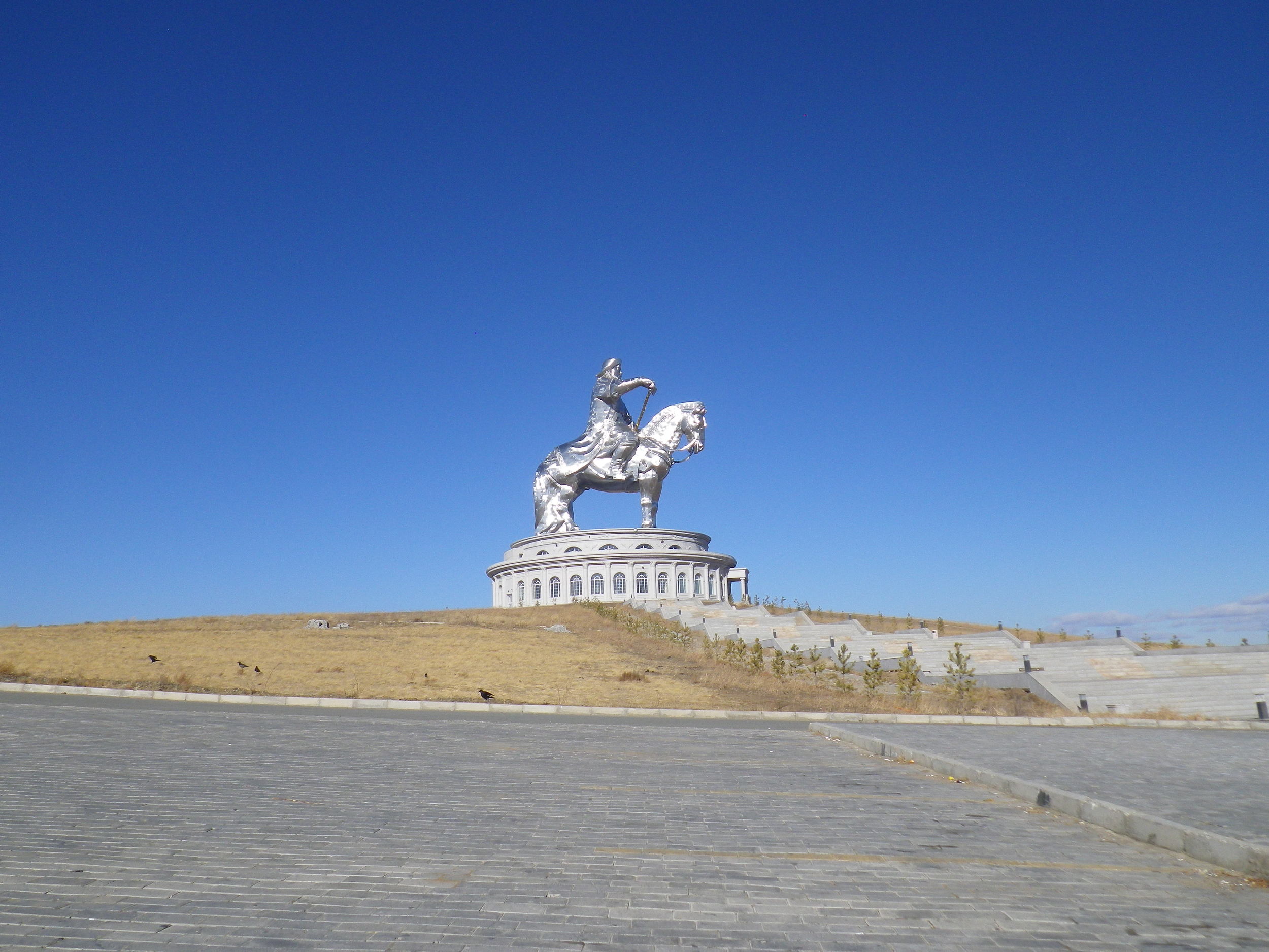 Budget travel in Mongolia. Backpacking Mongolia. Road trip in Mongolia. Chinggis Khan Statue in Mongolia.