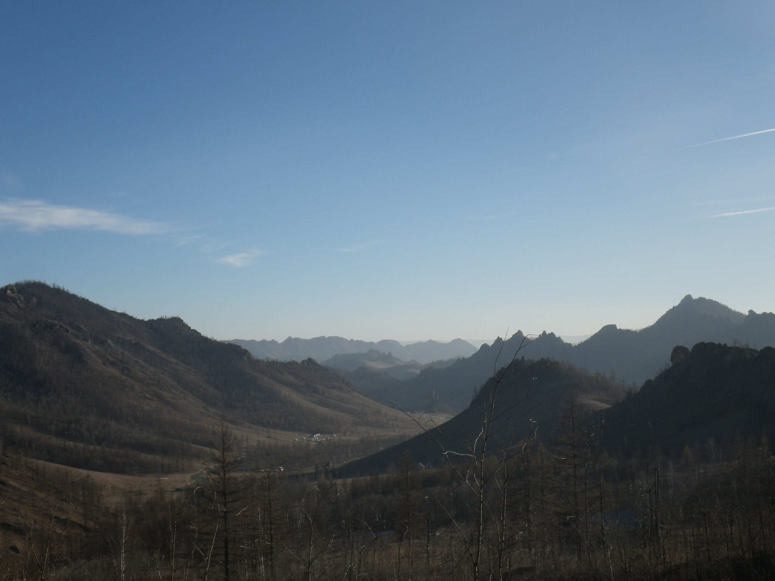 Budget travel in Mongolia. Backpacking Mongolia. Hiking in Mongolia. 