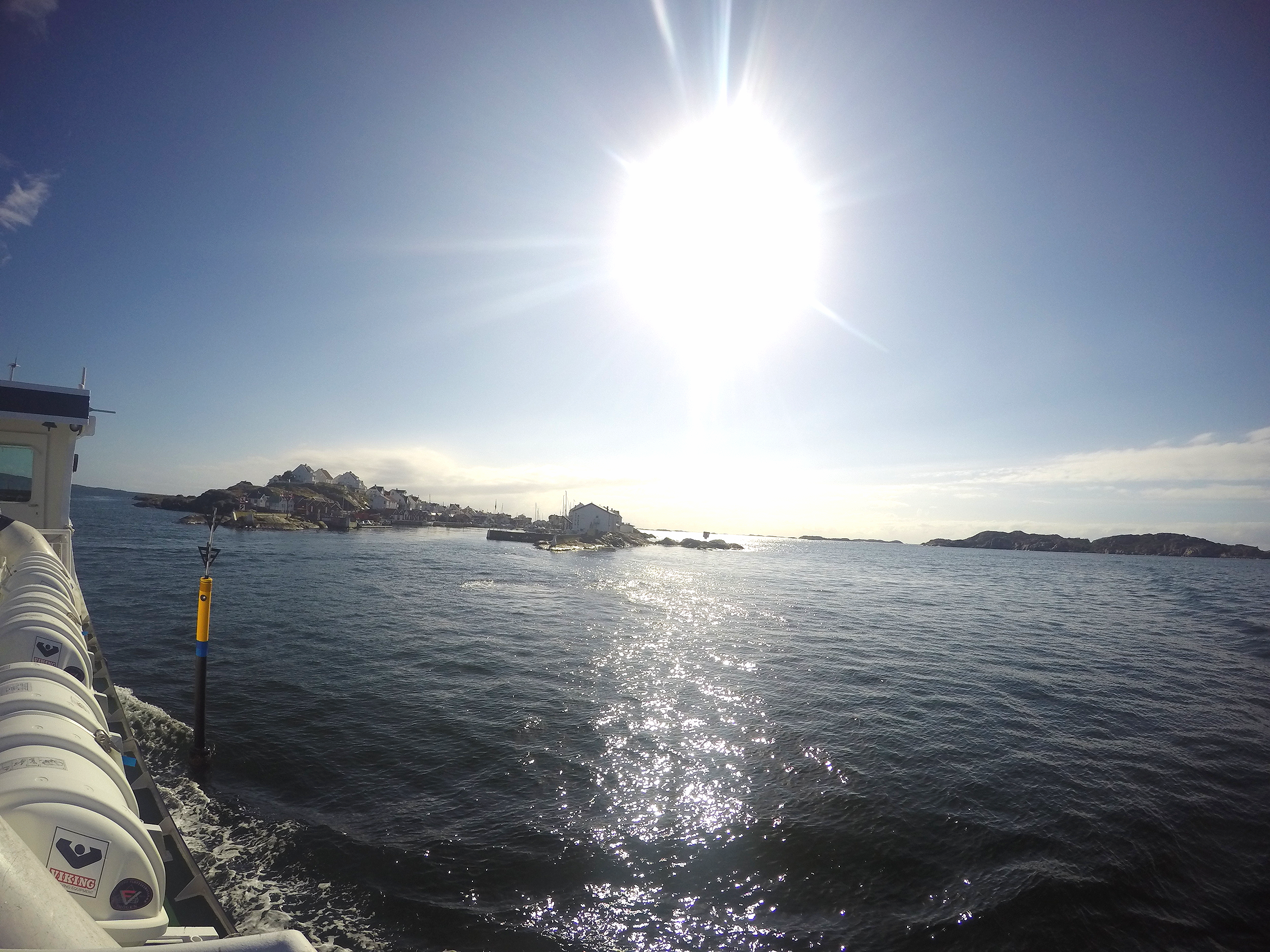 The ferry to and from Åstol.