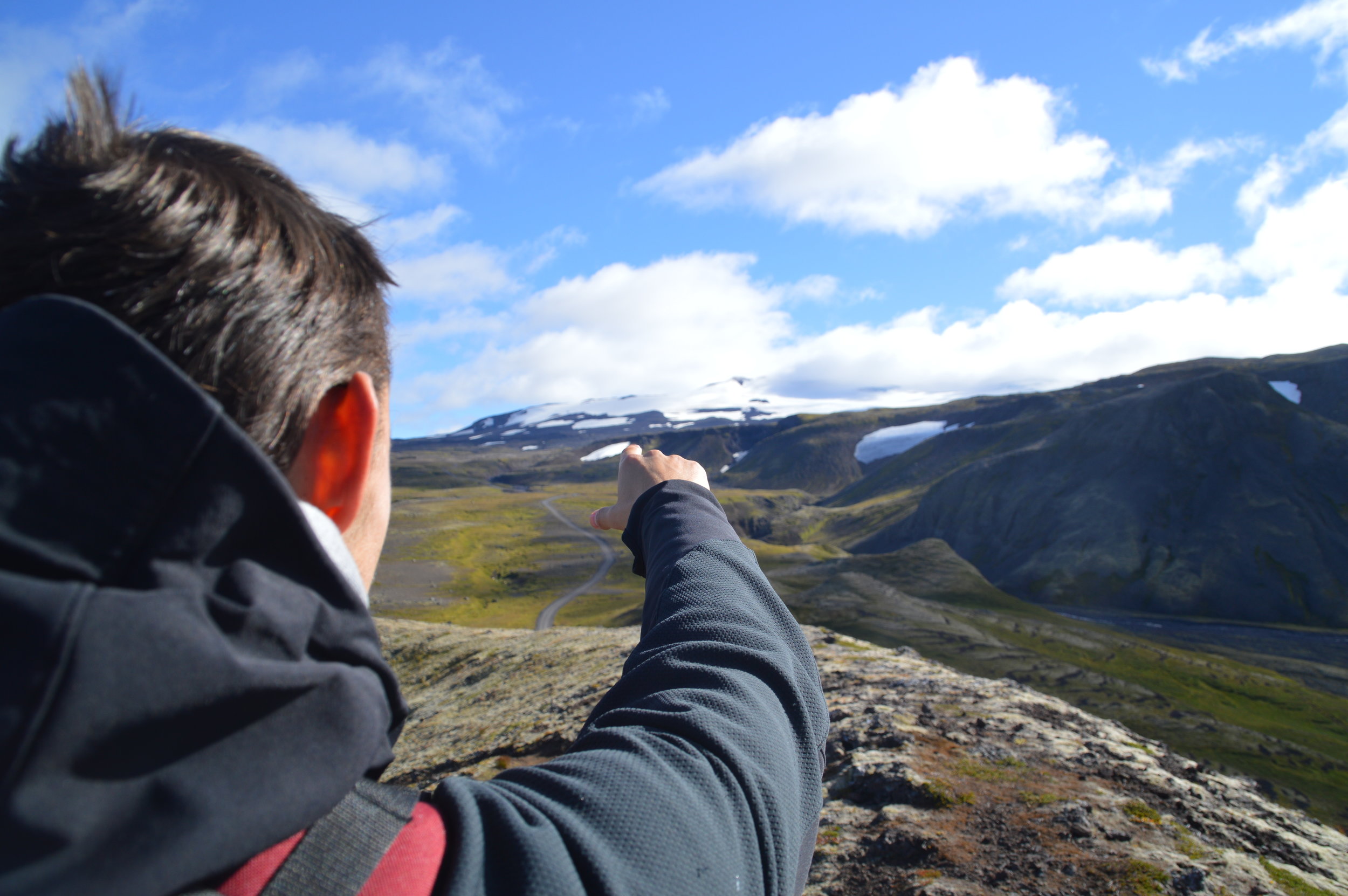 Hiking in Iceland. Road trip Iceland. Iceland tips. Travel tips Iceland.