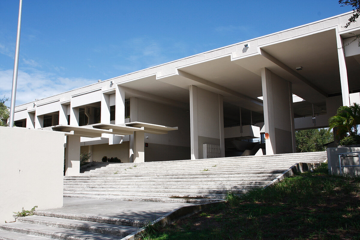 Sarasota High School Paul Rudolph Before front.jpg