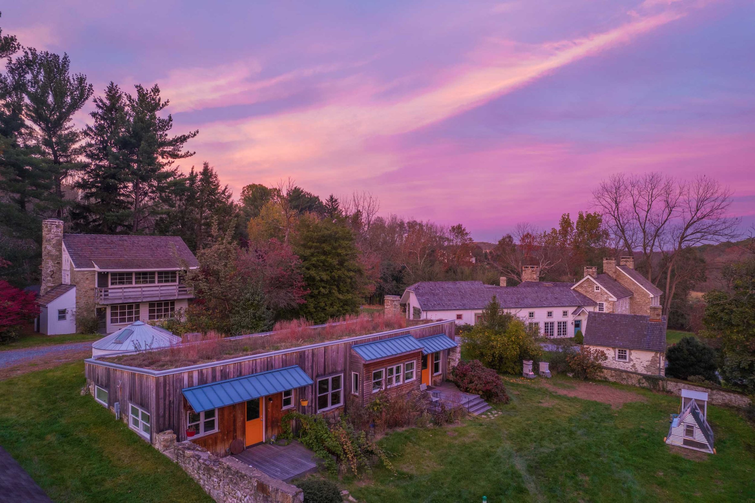  Throughout the restoration process, the project revealed many limitations that the team adjusted and overcame. On the southwest quadrant, the “pigsty” stands on the foundation of an old barn that appeared to have collapsed in a 1930s hurricane. Afte