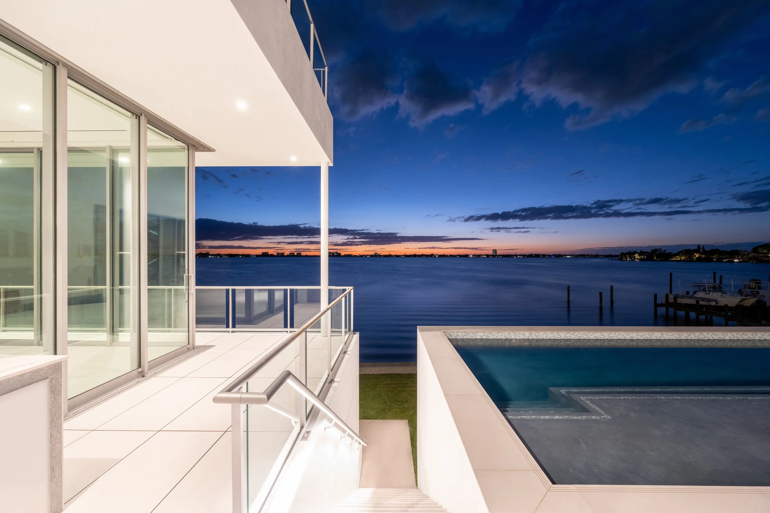 Bloom-Daylight-73- copy300dpi - edit.jpg