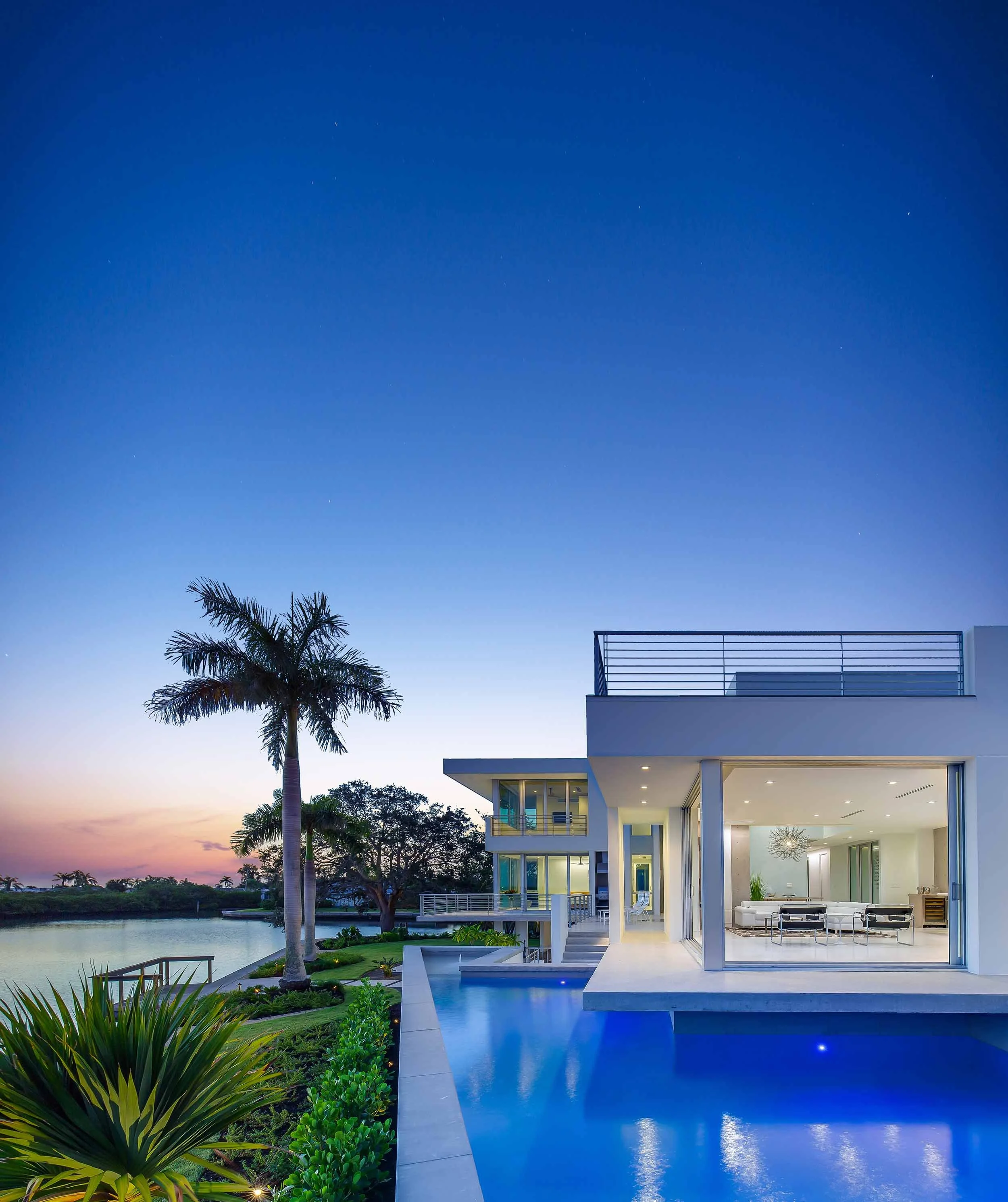   Merit Award | 2018   “I appreciated the manner in which the cast-in-place walls seamlessly flowed from the inside throughout. There is a very good expression of the house floating over the water feature, further emphasizing the relation to the near