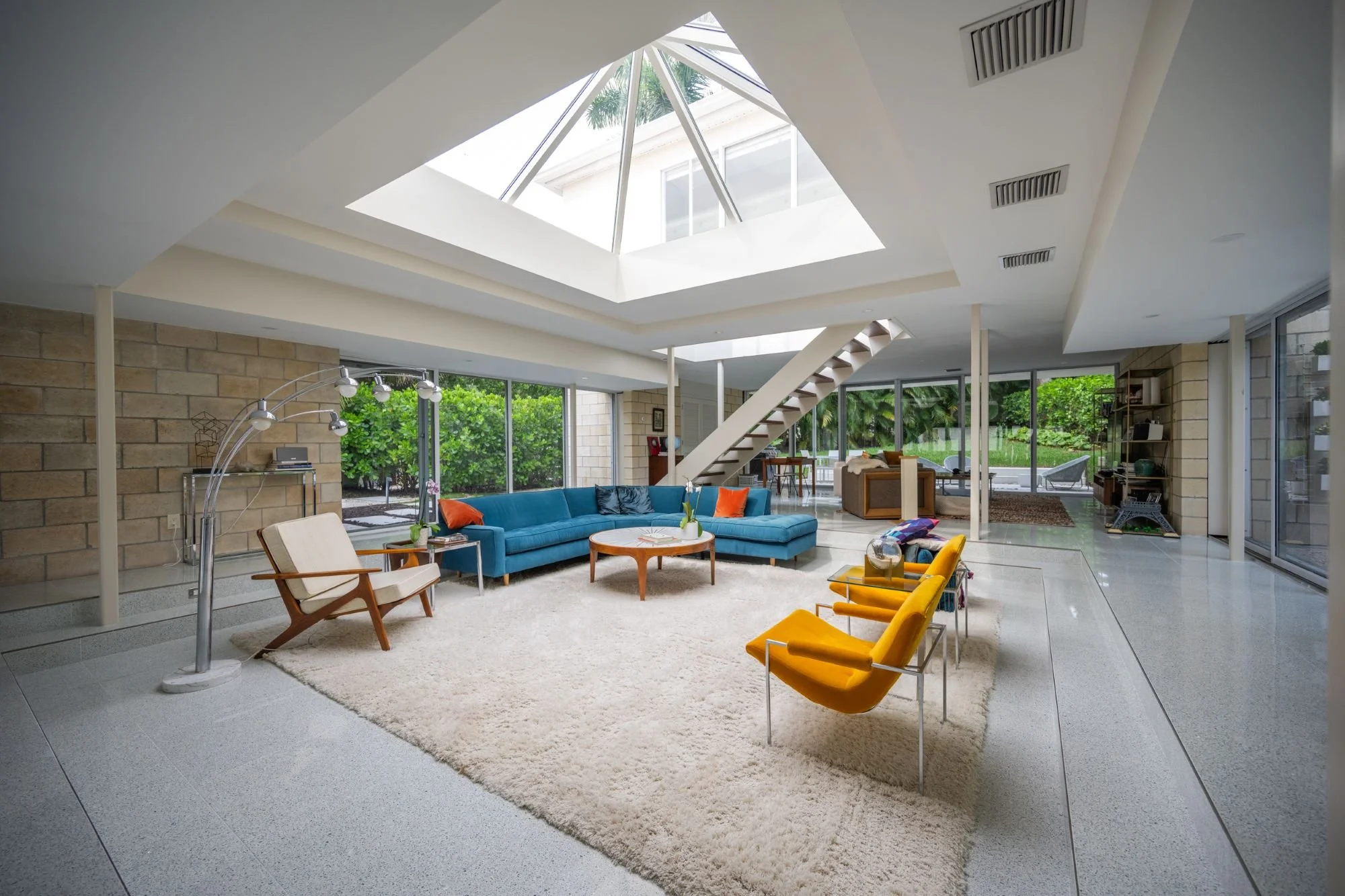 cooper living room solstice interior design sarasota.jpg