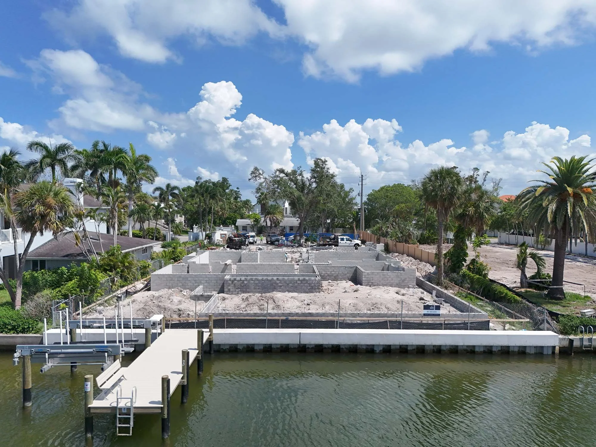 Siesta Key modern home construction Solstice.jpg