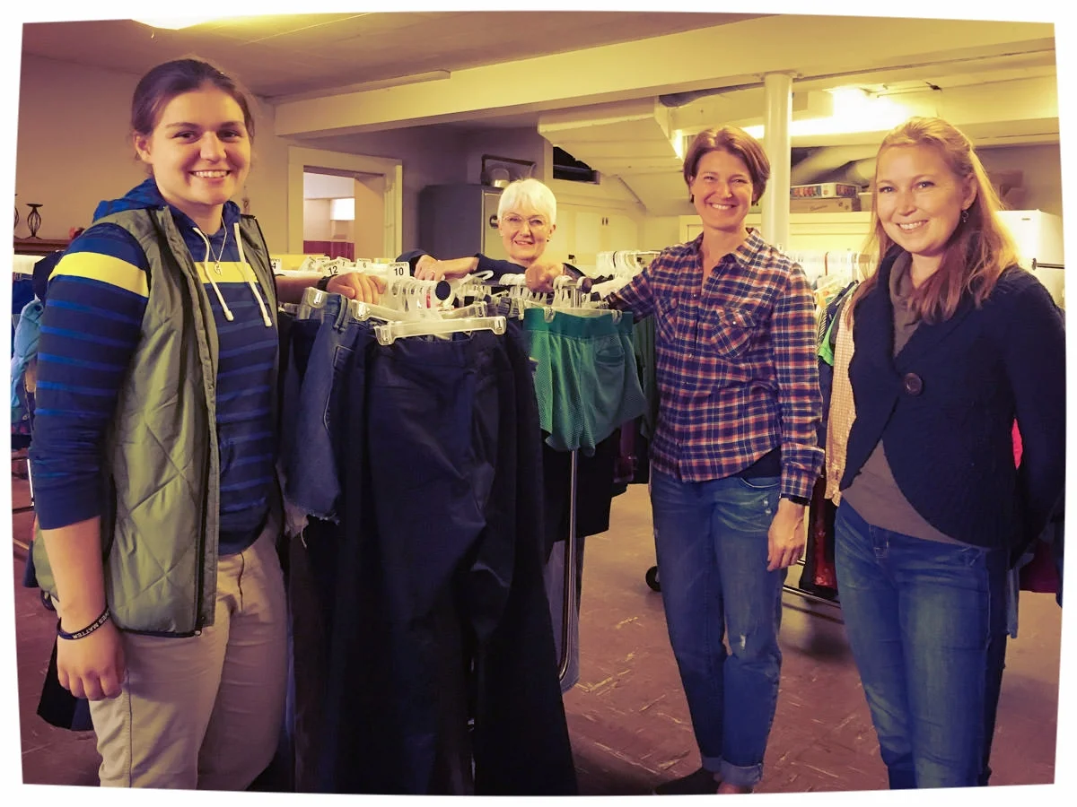 Left to right: Amazing FCE volunteers Madison, Annie, Ginny and Jenny. Without the help of our wonderful volunteers the event couldn't go on. Thanks for all your hard work making the exchange as welcoming as it is fun and functional. As far we know, those green shorts are still available.