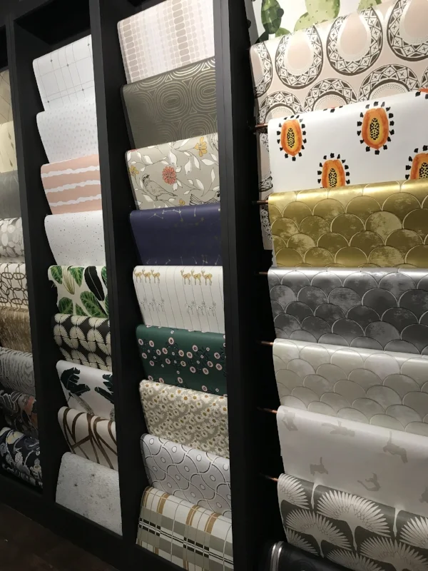 Tempaper (we posted about it here )