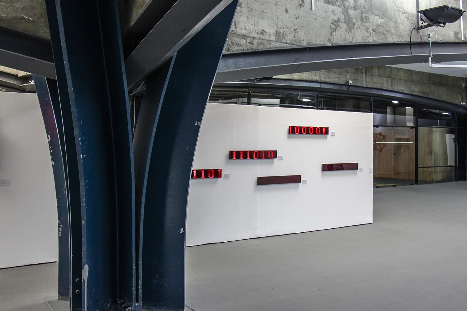 Retrospectiva 25 Anos do Programa de Exposições CCSP • Centro Cultural São Paulo • Abril de 2015