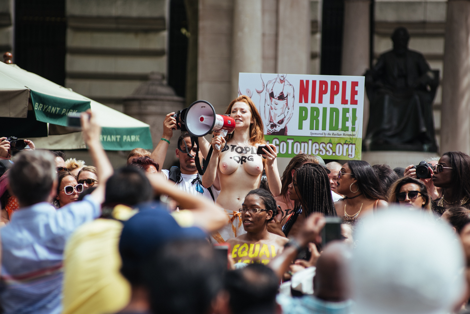 ToplessParade_15_MM-307.jpg