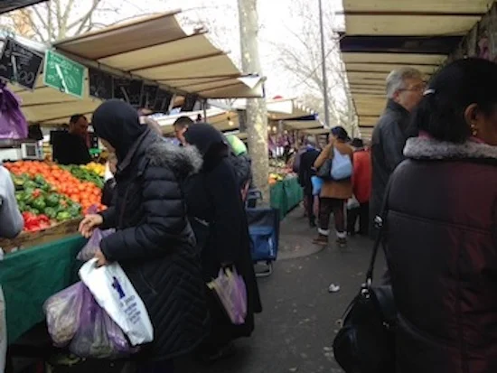 Shoppers at Marché Berthier, 75017