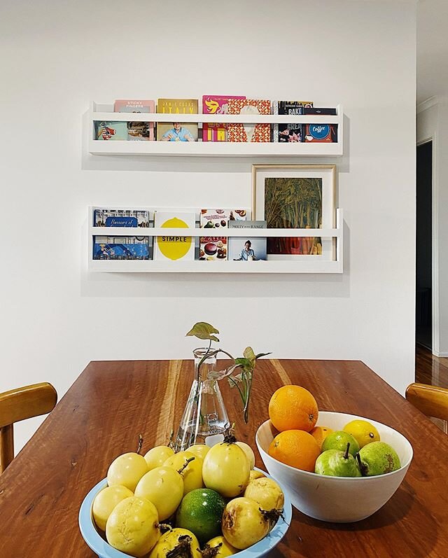 Found another iso project for @greo77, kitchen/dining room shelves to store (some of) my cookbooks.

There isn&rsquo;t a lot of space at the end of the table so we couldn&rsquo;t use furniture and the cross breeze with both deck doors open means norm