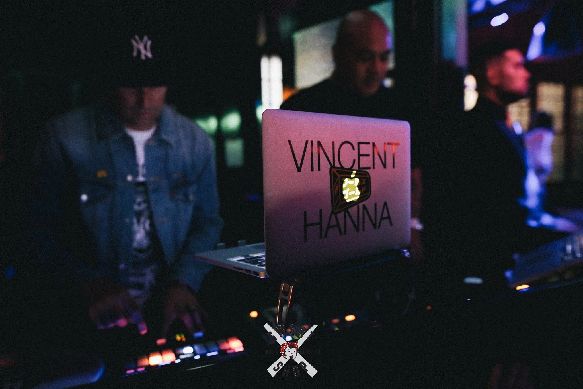 Vincent Hanna laptop.jpg