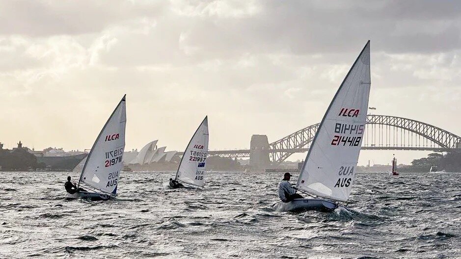 Rain, hail, or shine! Last twilight session for the year as our sailors worked hard in a cold blast from the south in preparation for the world events in Adelaide in Jan/Feb.

📷 Steve London

#lasersailing #laserclass #ilcasailing #ilca #dinghysaili