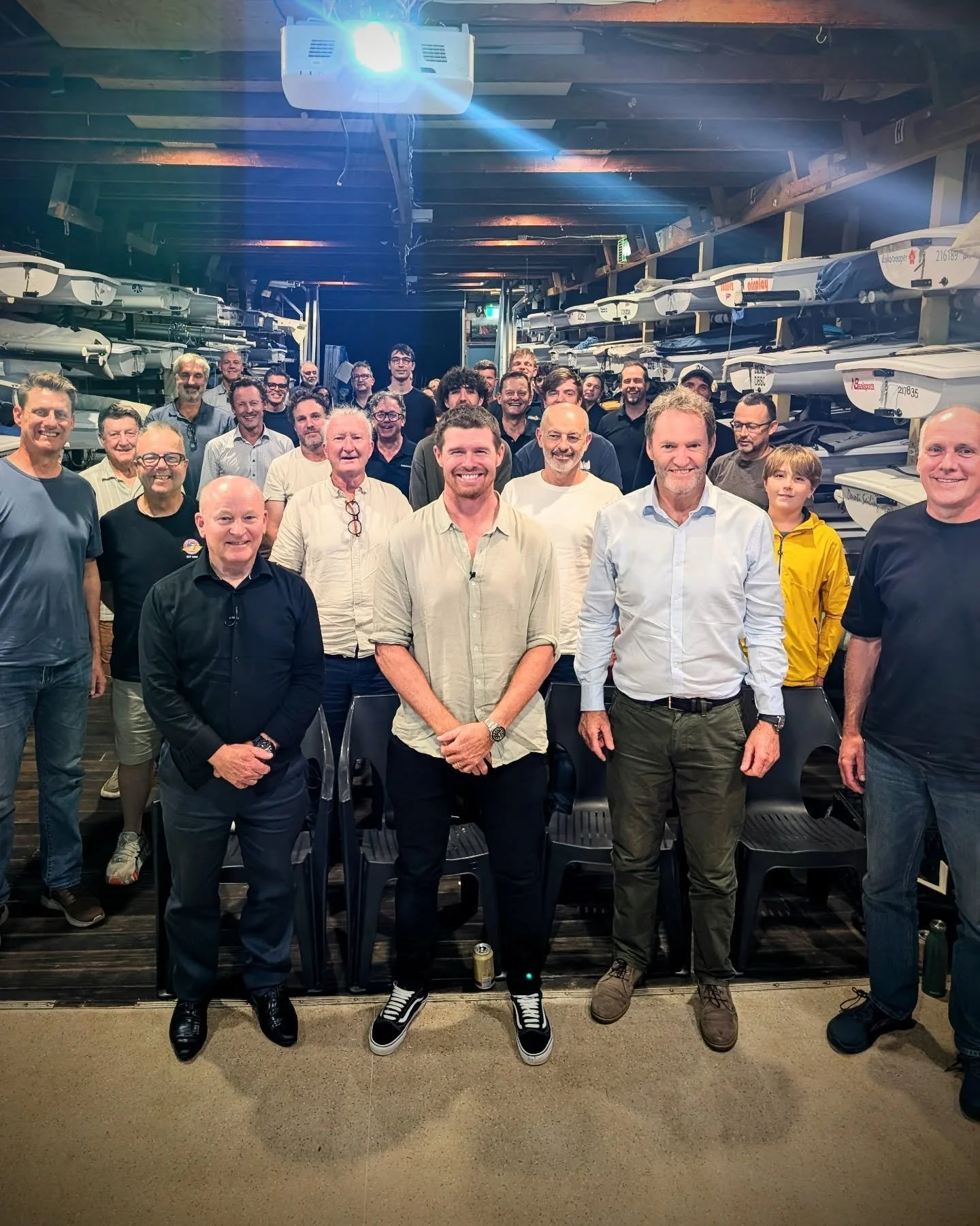 Sailing royalty Tom Slingsby joined us tonight for a fireside chat with Martin White, discussing America's Cup, Moth Class, SailGP, and the TP52. What an inspiration, thanks Tom ❤️ @tslingsby