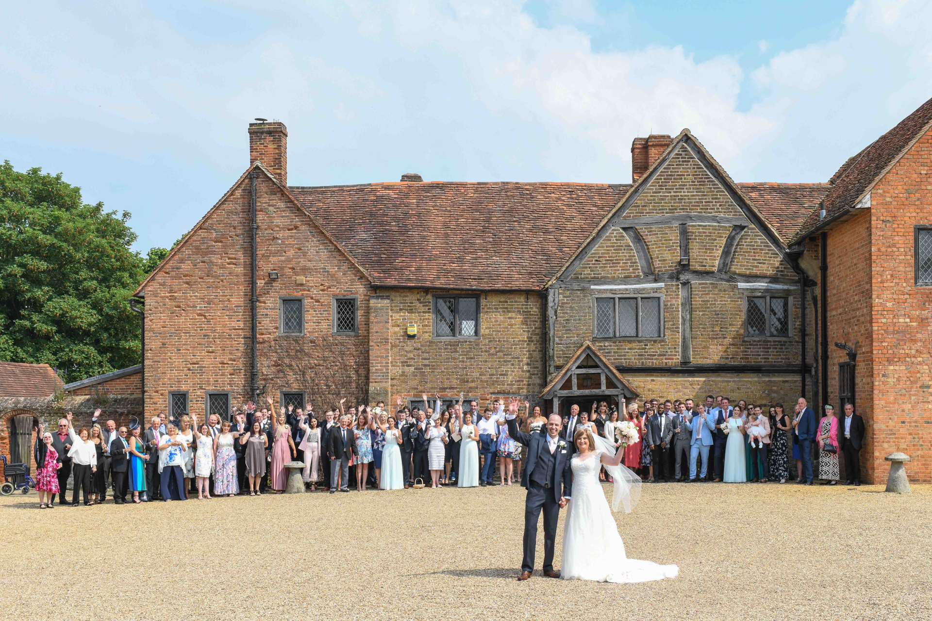 Lillibrook Manor Barn Wedding, Maidenhead, Alexandria Hall Photography (44 of 82).jpg