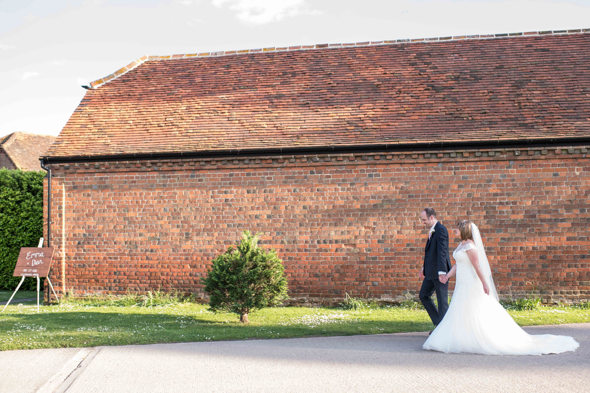 Lillibrook Manor Barn Wedding, Maidenhead, Alexandria Hall Photography (55 of 82).jpg