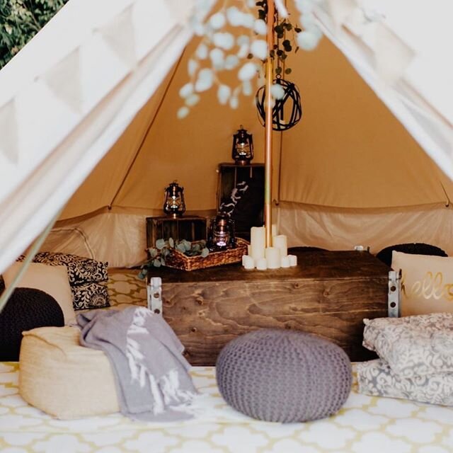 Who would be up for visiting the Bohindi bead bar in this beautiful bohemian tent by @the_campfire_experience ?
🙋🏻&zwj;♀️ #experiencebohindi