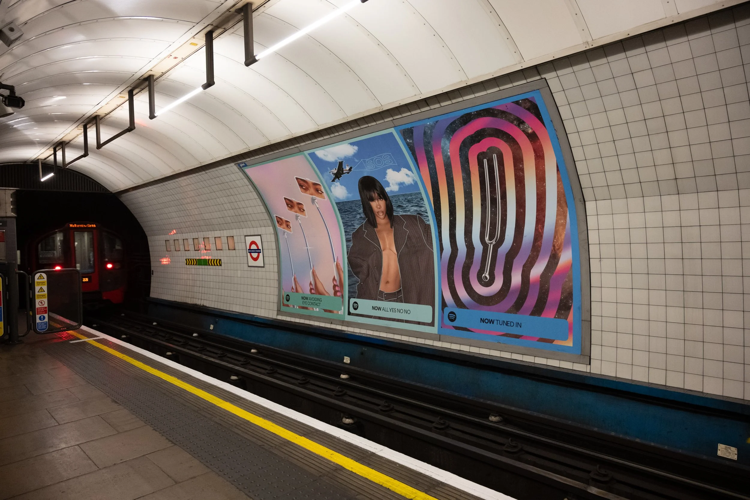 Spotify Now X16 King_s Cross LUL London C_002.jpg