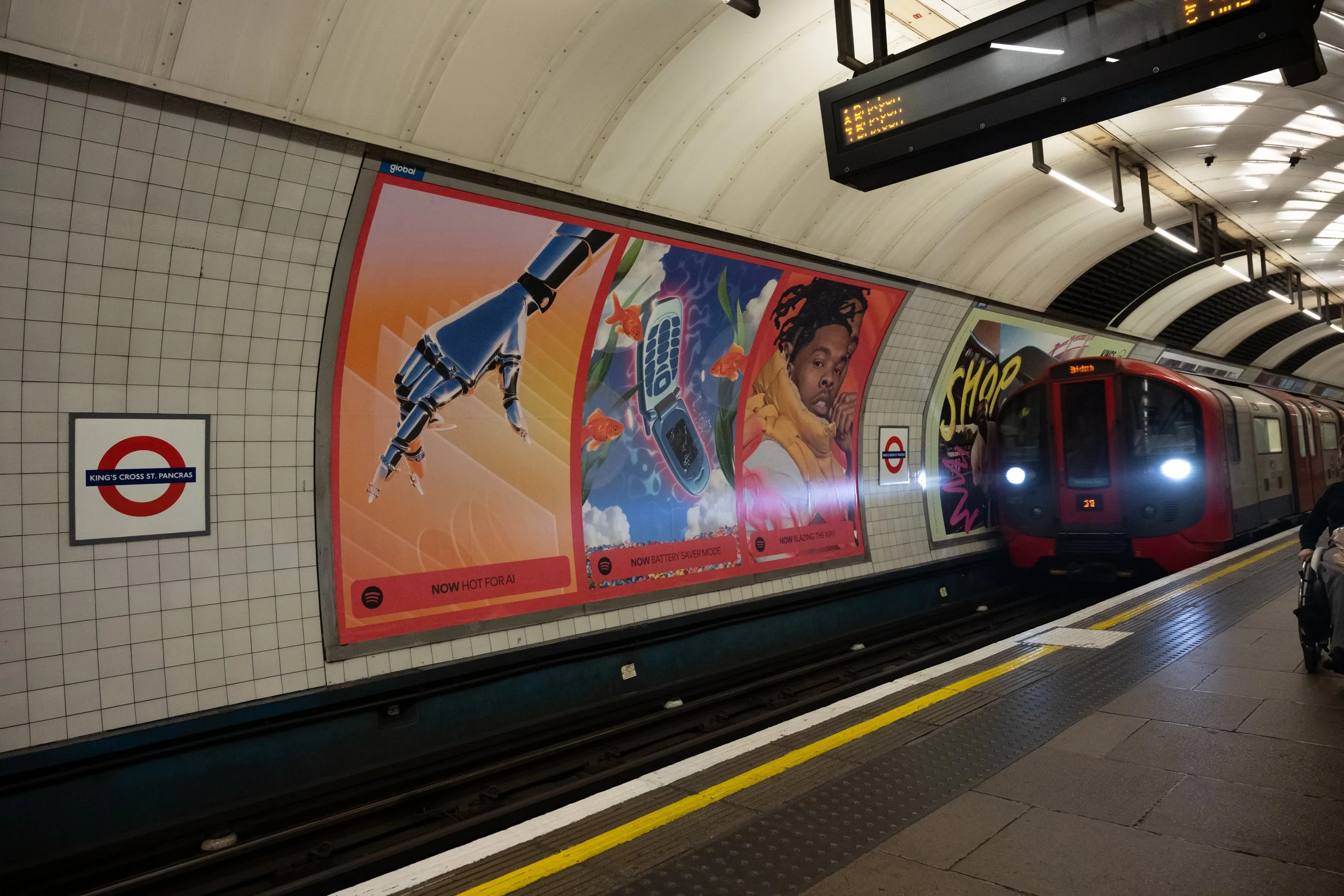 Spotify Now X16 King_s Cross LUL London D_004.jpg