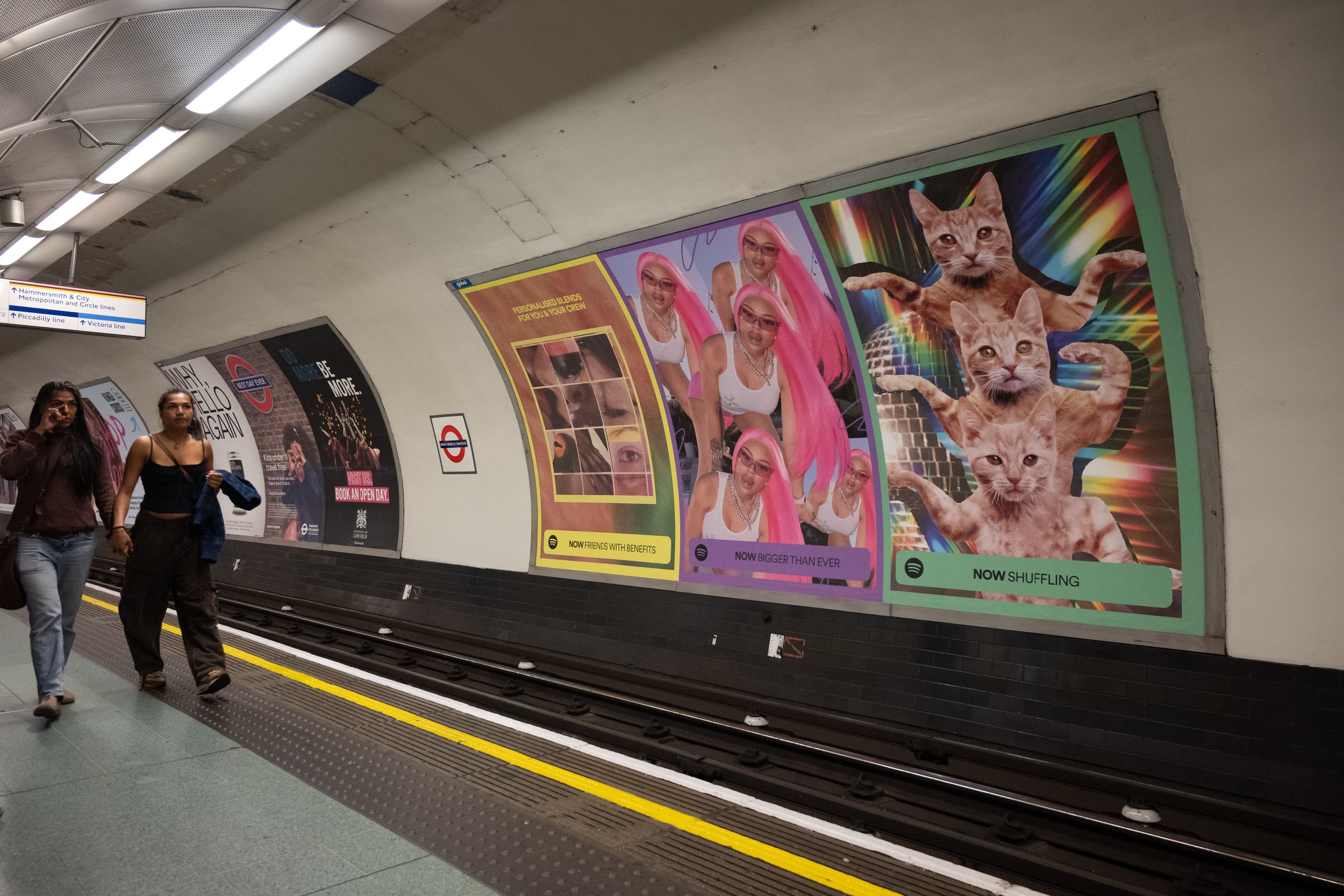 Spotify Now X16 King_s Cross LUL London E_002.jpg