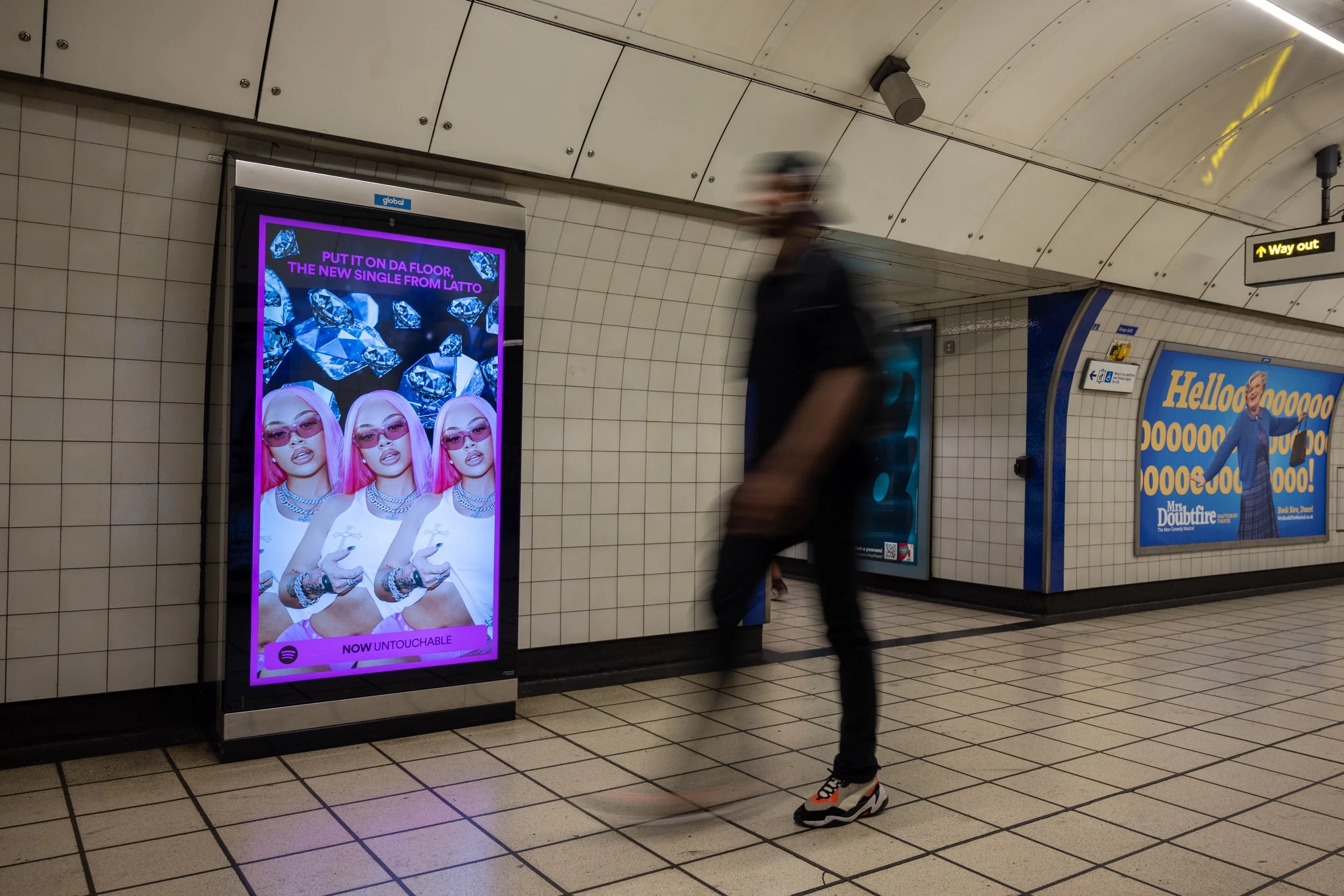 Spotify Now_D6_Kings Cross Station_London_004.jpg