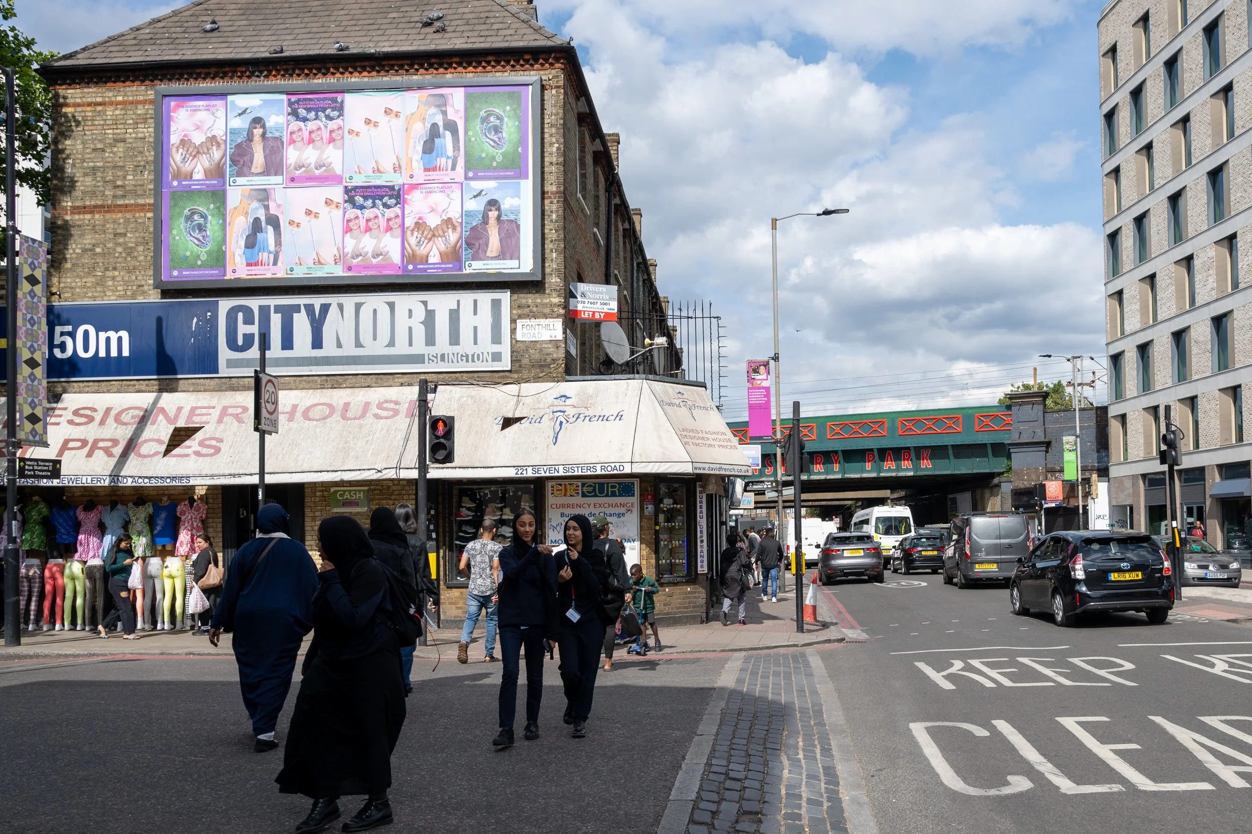 Spotify Now_Fly_Finsbury Park6_London_002.jpg