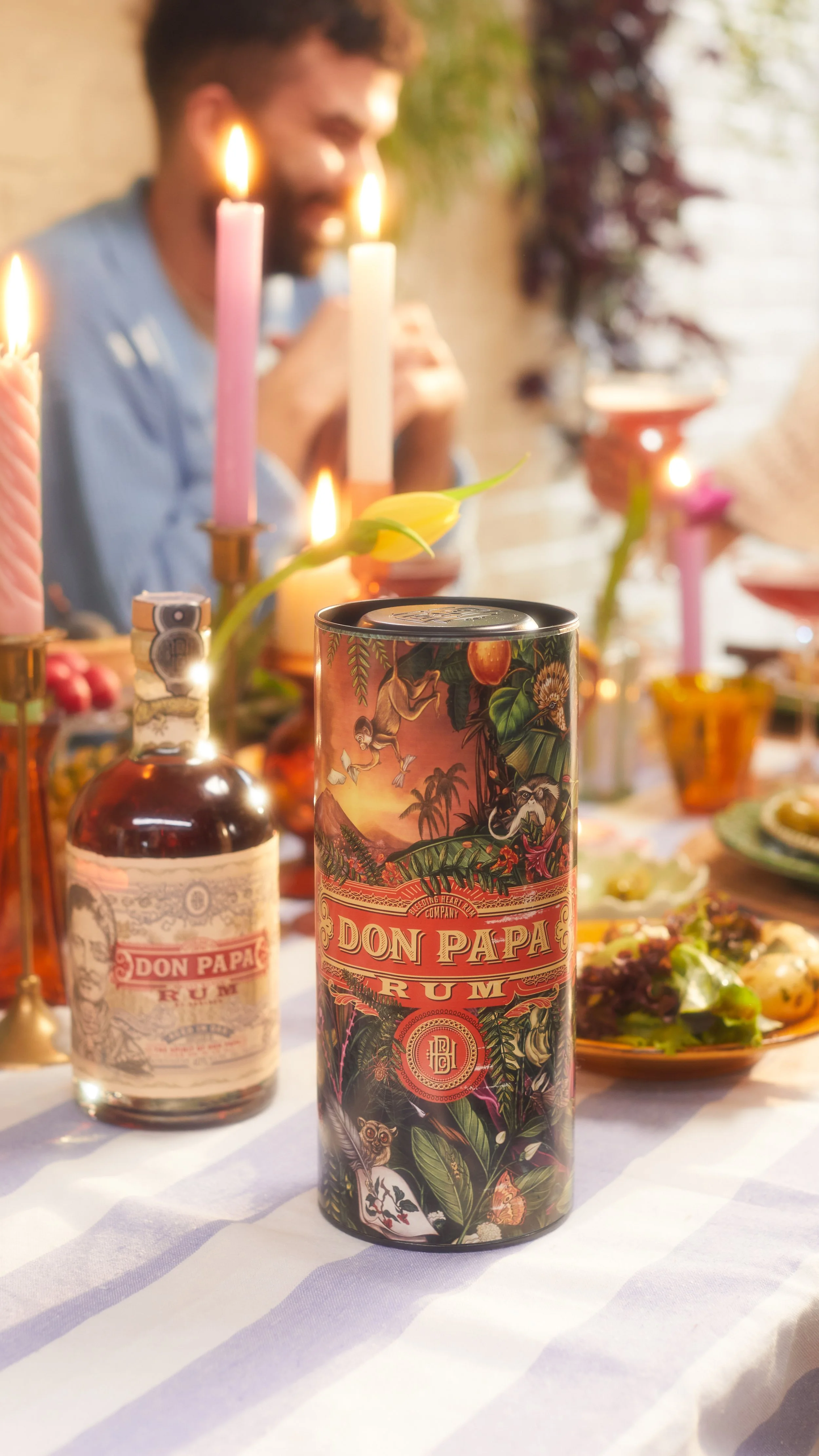 09_CANISTER_LUNCH_SCENE_454 2.jpg