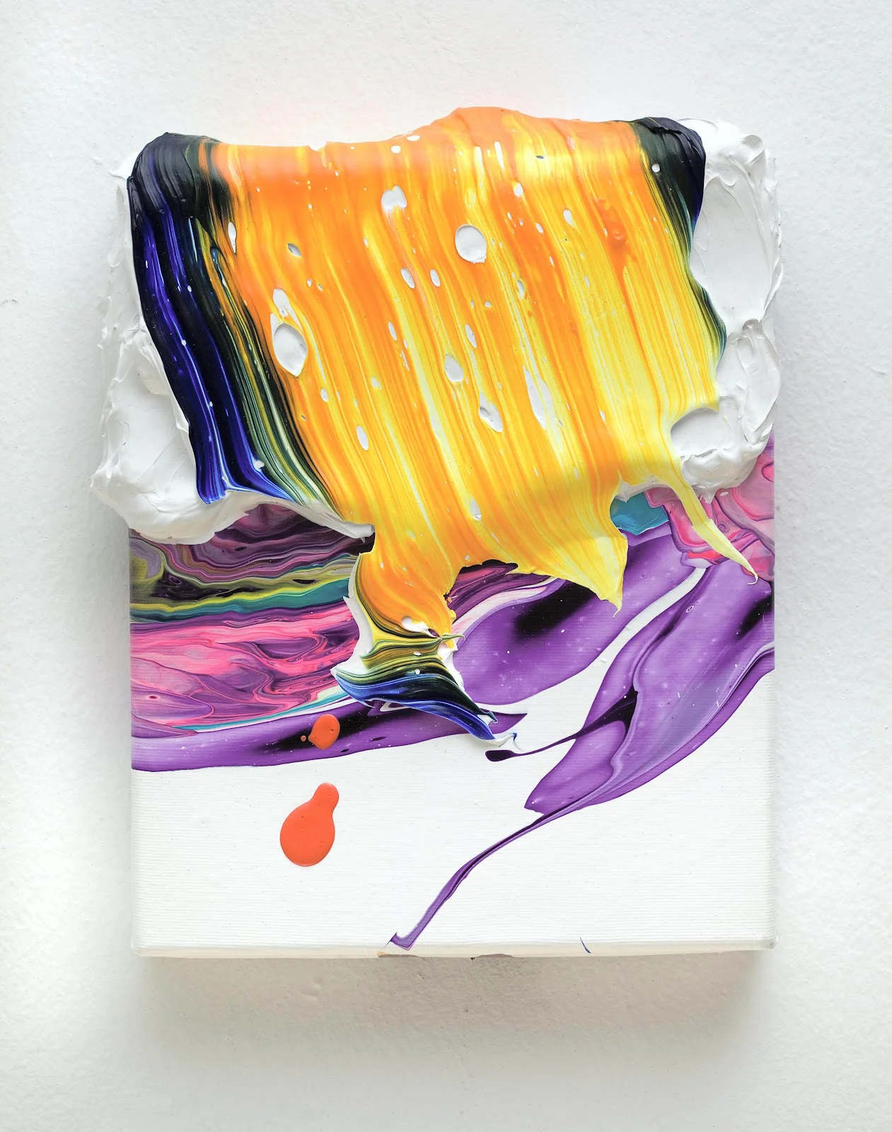 essentiell:

 CASAL SOLLERIC by YAGO HORTAL